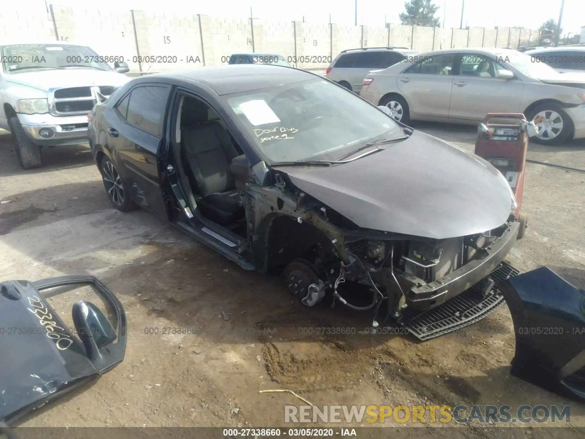 1 Photograph of a damaged car 5YFBURHE5KP864486 TOYOTA COROLLA 2019