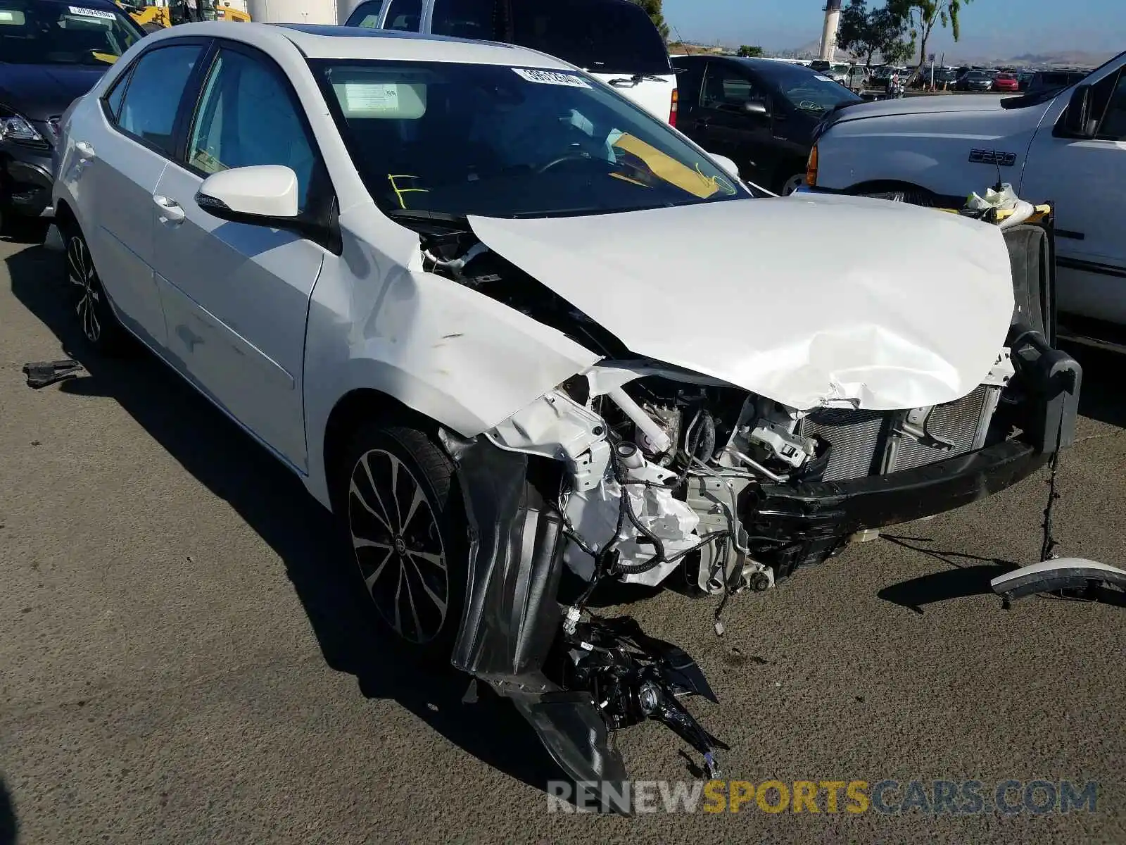 1 Photograph of a damaged car 5YFBURHE5KP865525 TOYOTA COROLLA 2019