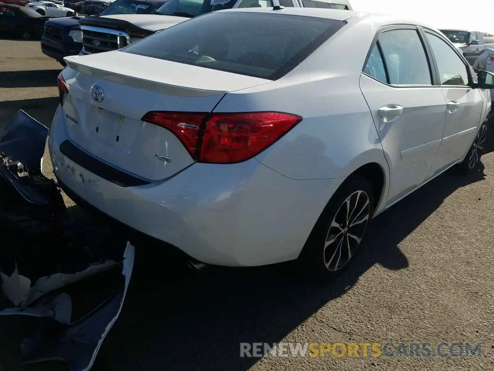 4 Photograph of a damaged car 5YFBURHE5KP865525 TOYOTA COROLLA 2019