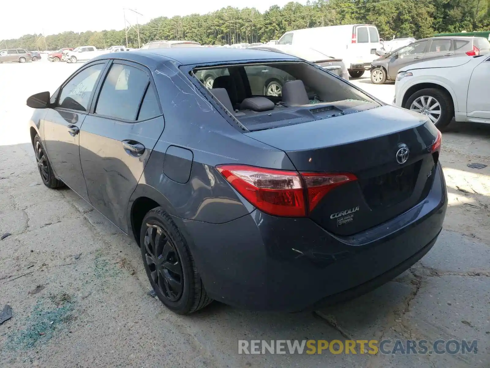 3 Photograph of a damaged car 5YFBURHE5KP865606 TOYOTA COROLLA 2019