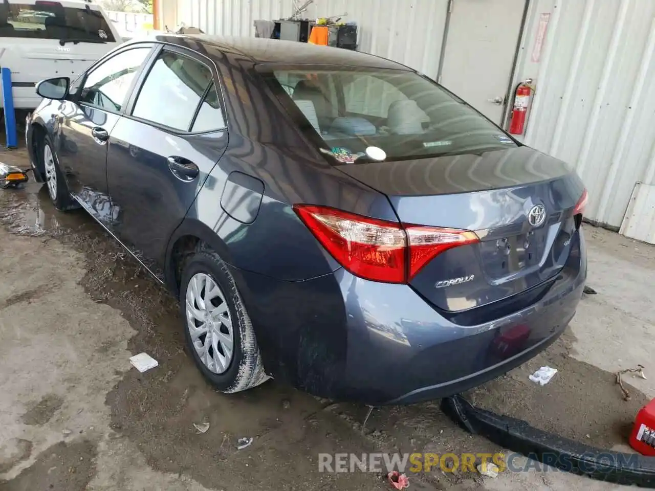 3 Photograph of a damaged car 5YFBURHE5KP866139 TOYOTA COROLLA 2019