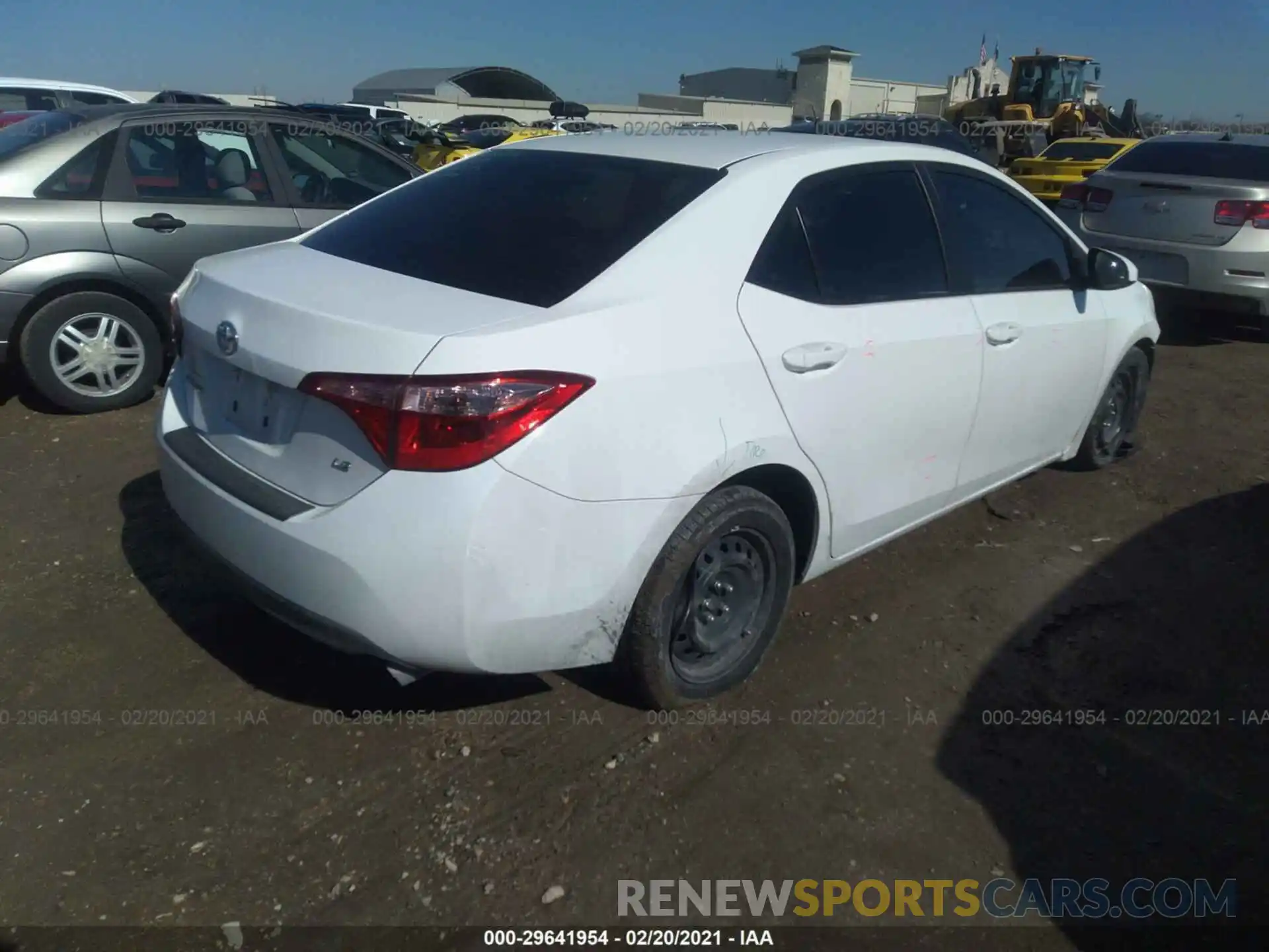 4 Photograph of a damaged car 5YFBURHE5KP866271 TOYOTA COROLLA 2019