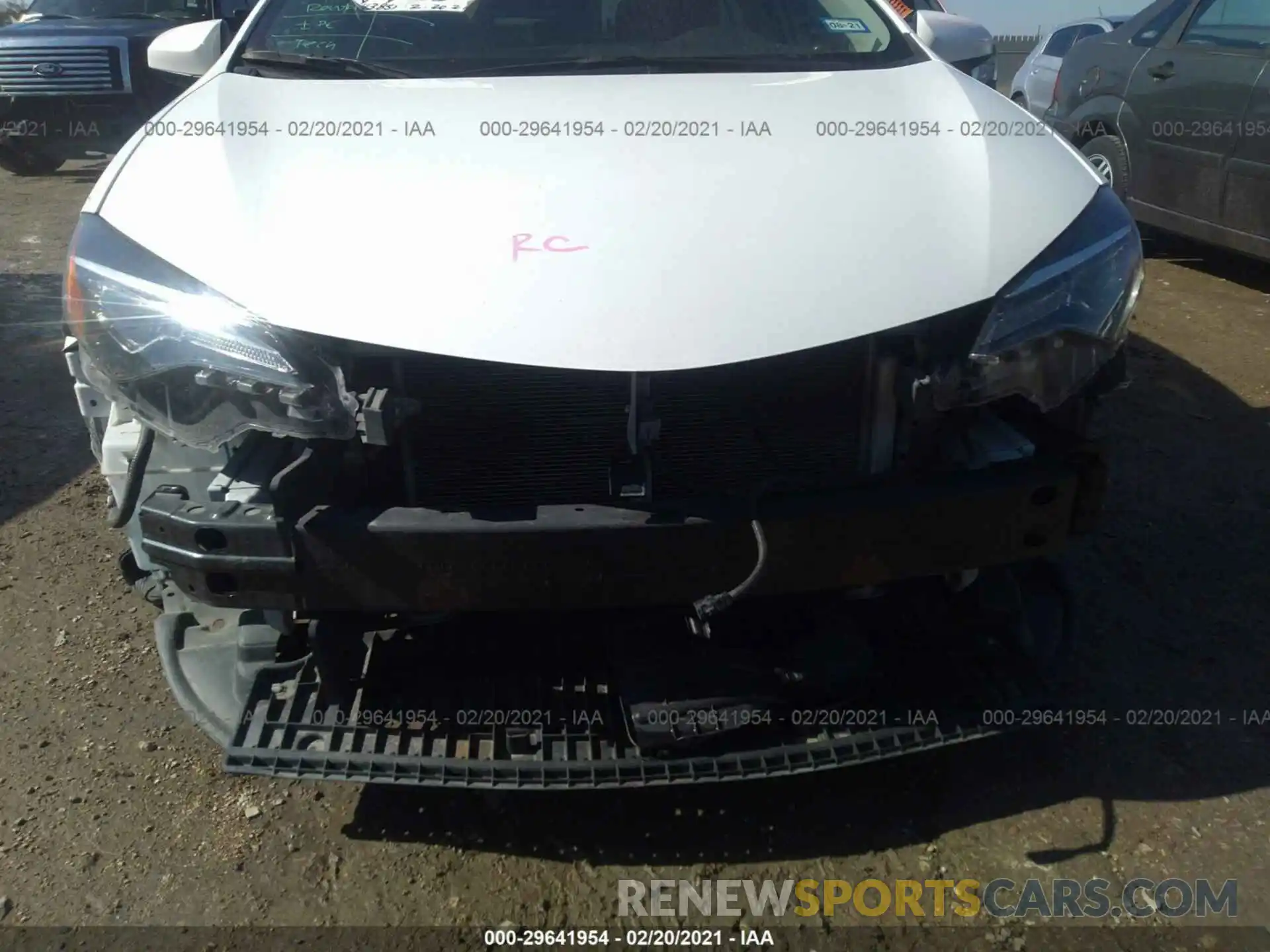 6 Photograph of a damaged car 5YFBURHE5KP866271 TOYOTA COROLLA 2019