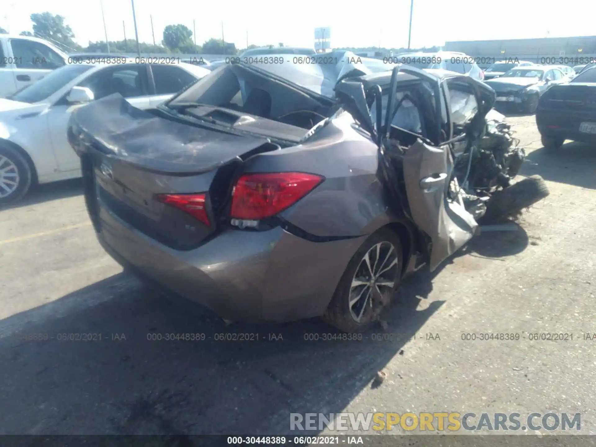 4 Photograph of a damaged car 5YFBURHE5KP866416 TOYOTA COROLLA 2019