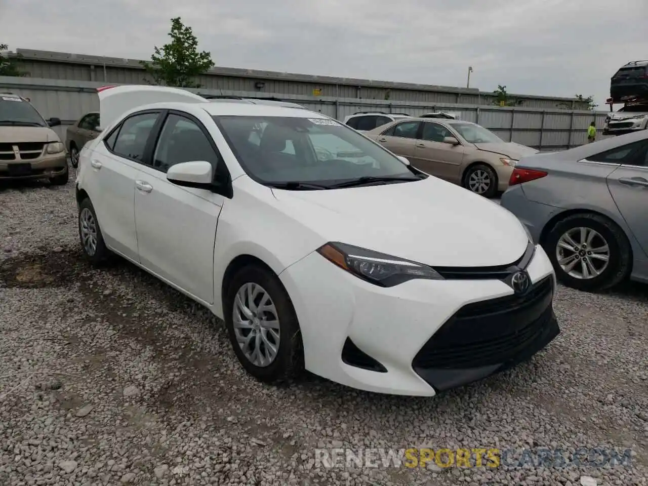 1 Photograph of a damaged car 5YFBURHE5KP866707 TOYOTA COROLLA 2019