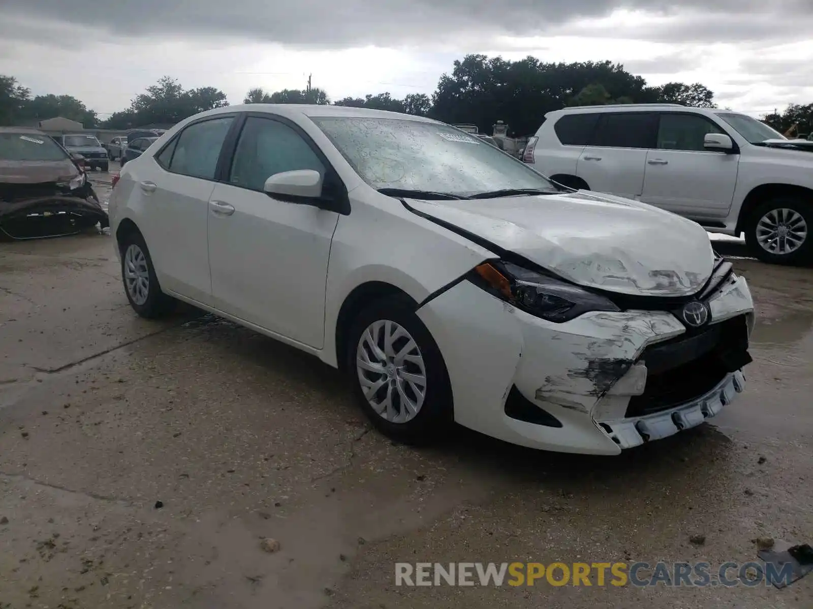 1 Photograph of a damaged car 5YFBURHE5KP866982 TOYOTA COROLLA 2019