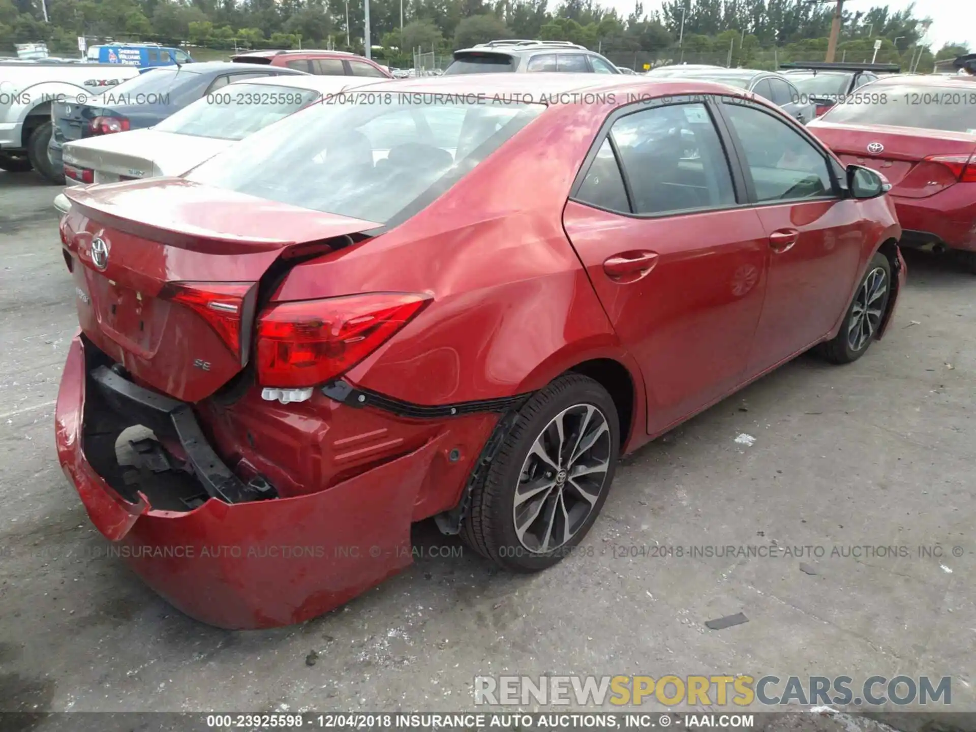 4 Photograph of a damaged car 5YFBURHE5KP868280 TOYOTA COROLLA 2019