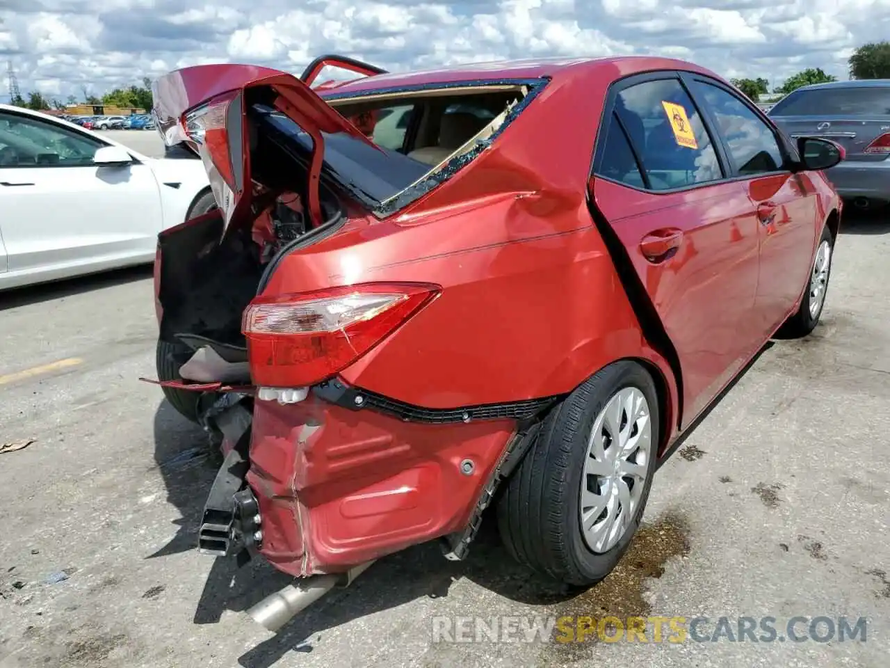 4 Photograph of a damaged car 5YFBURHE5KP868473 TOYOTA COROLLA 2019