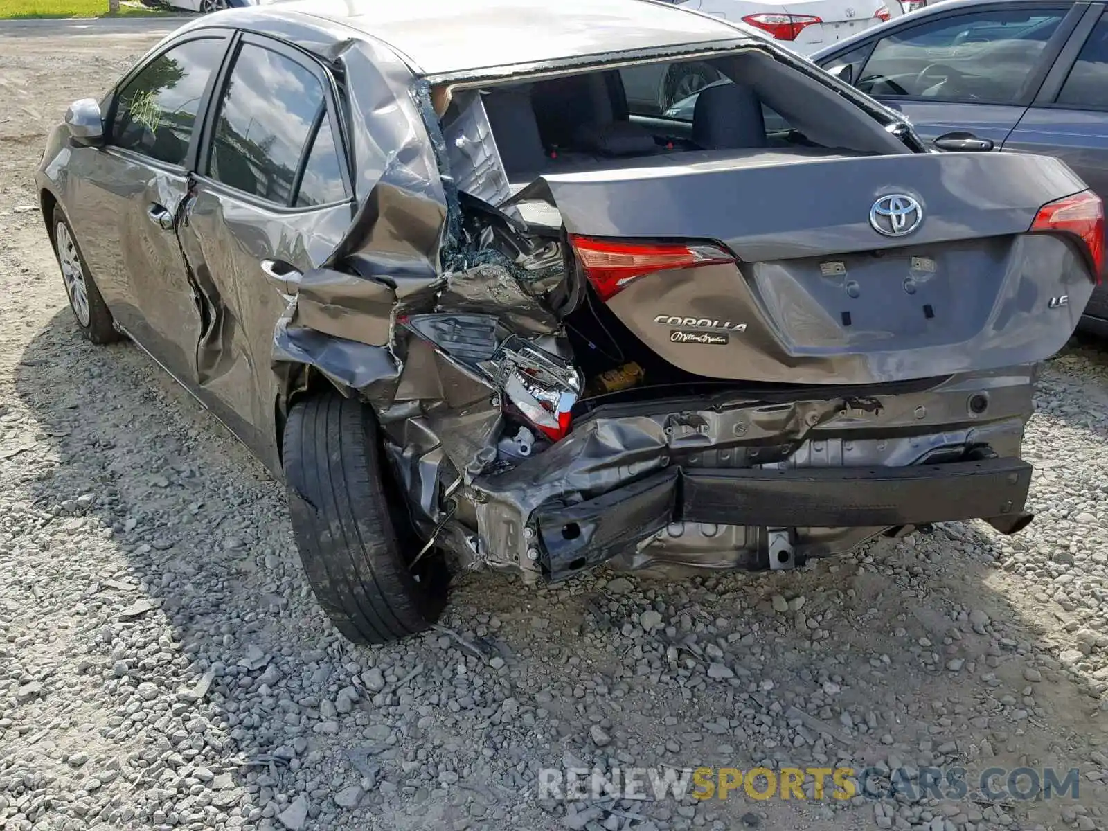 3 Photograph of a damaged car 5YFBURHE5KP868604 TOYOTA COROLLA 2019