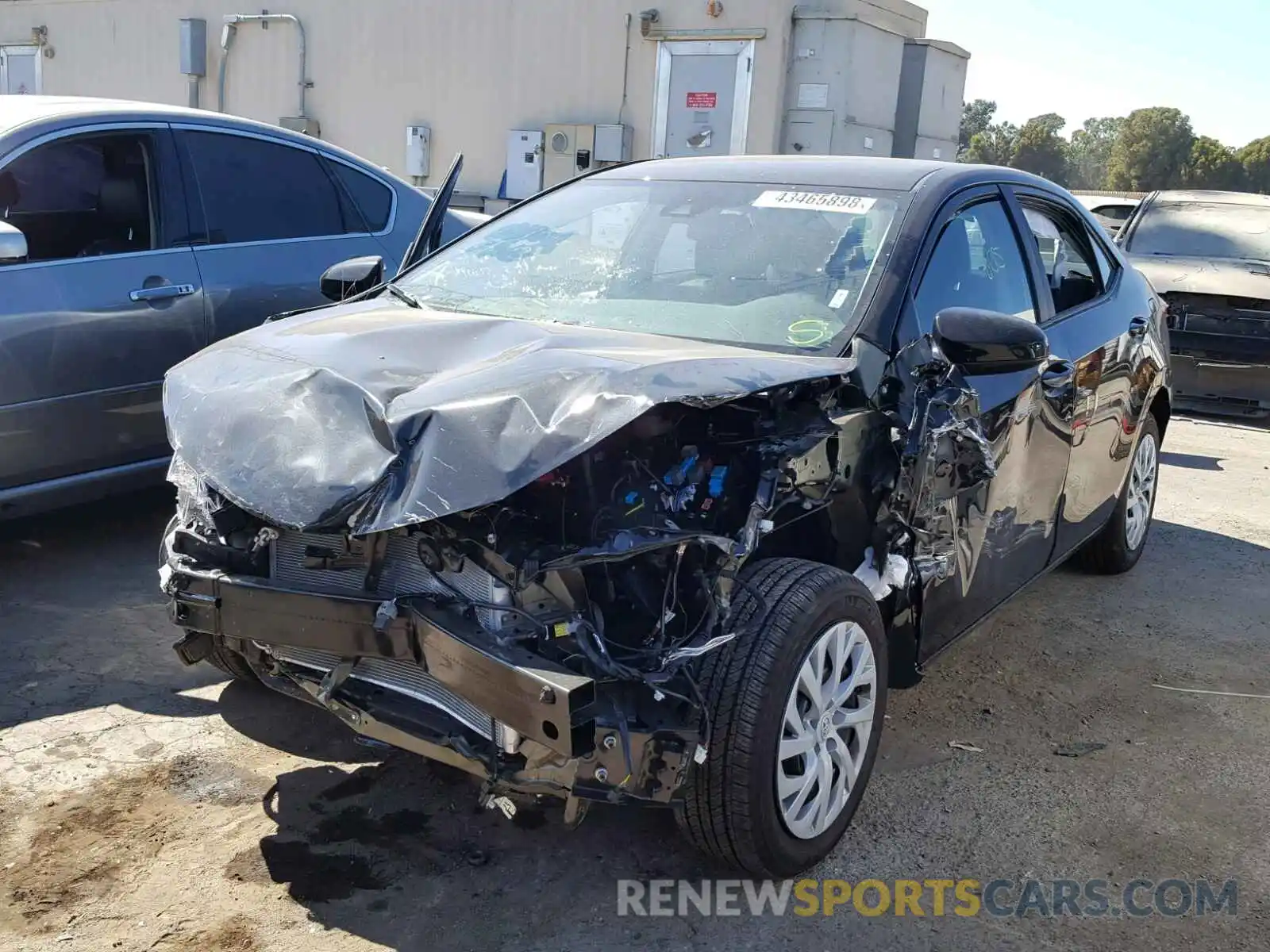 2 Photograph of a damaged car 5YFBURHE5KP869073 TOYOTA COROLLA 2019