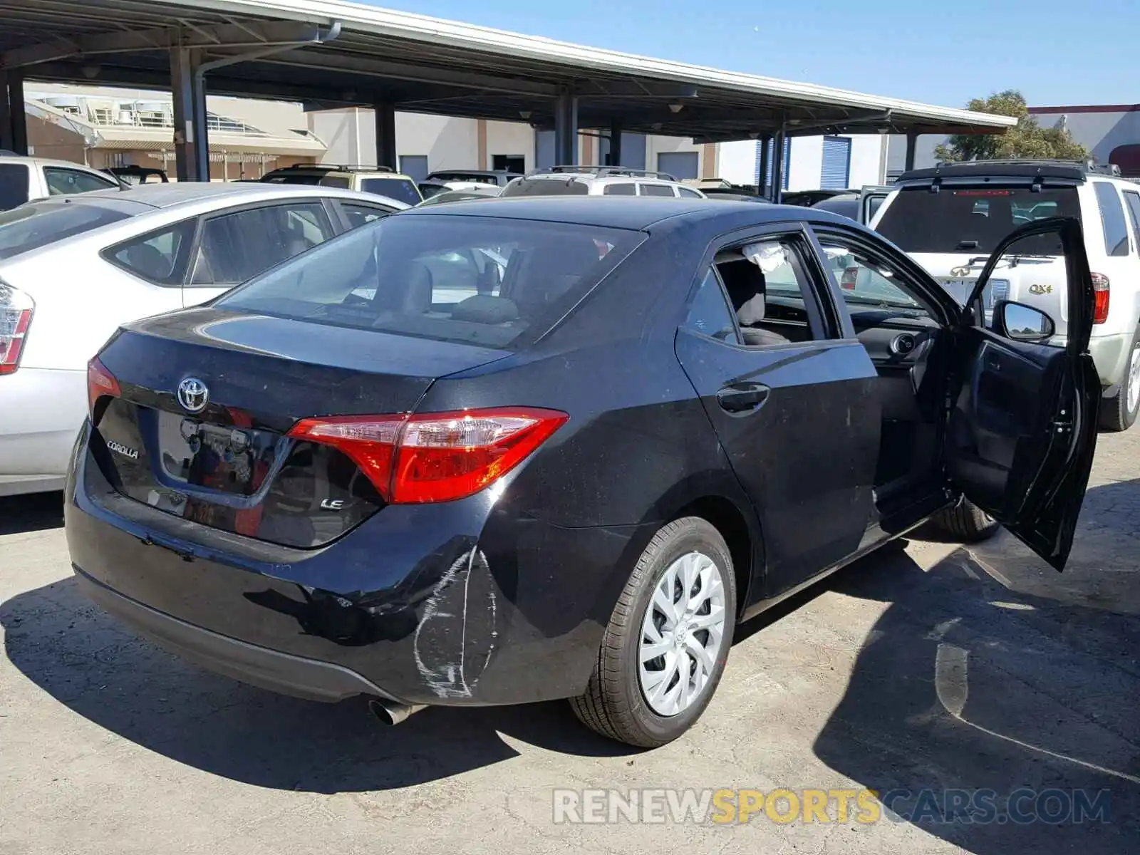 4 Photograph of a damaged car 5YFBURHE5KP869073 TOYOTA COROLLA 2019