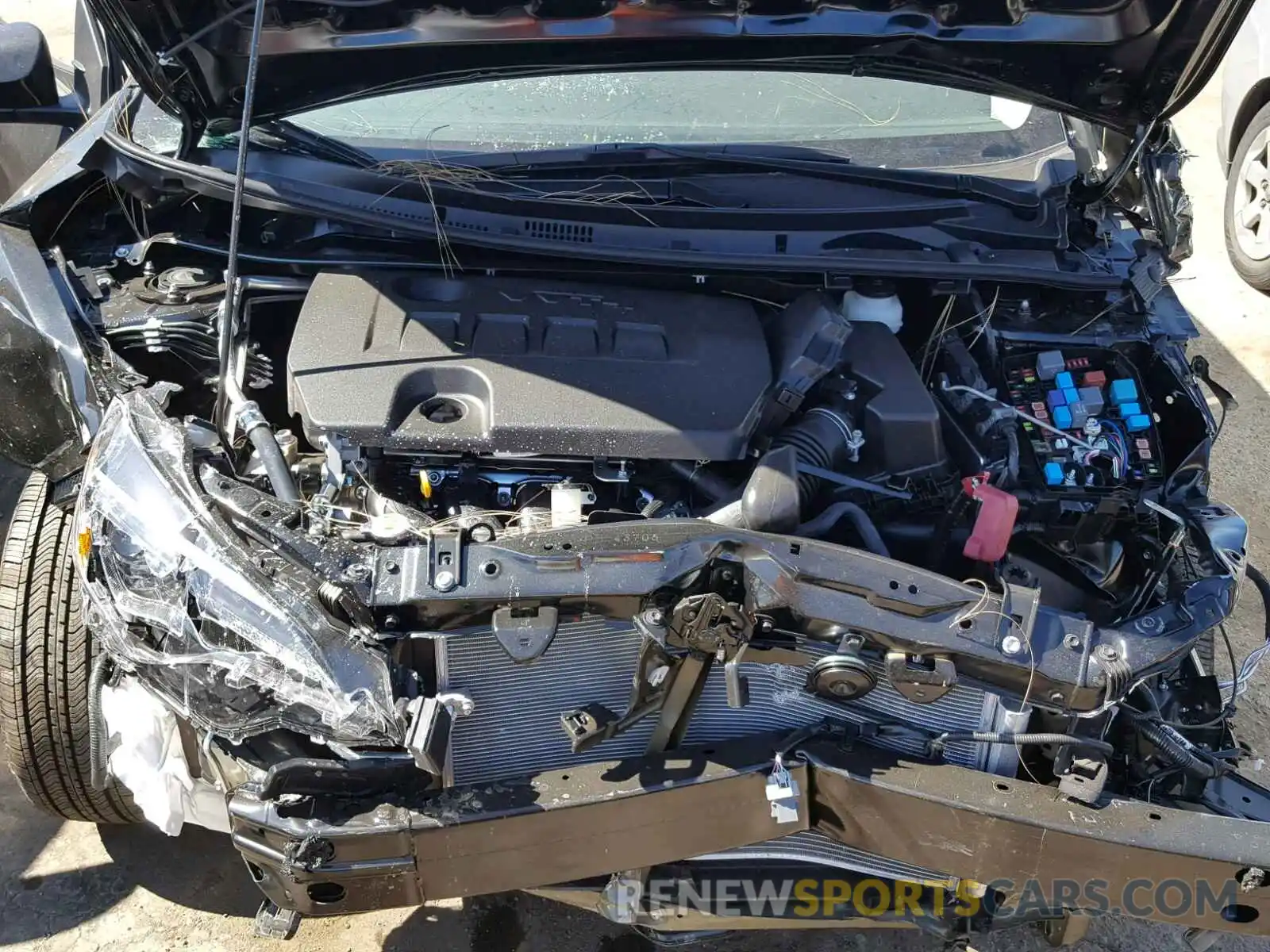 7 Photograph of a damaged car 5YFBURHE5KP869073 TOYOTA COROLLA 2019