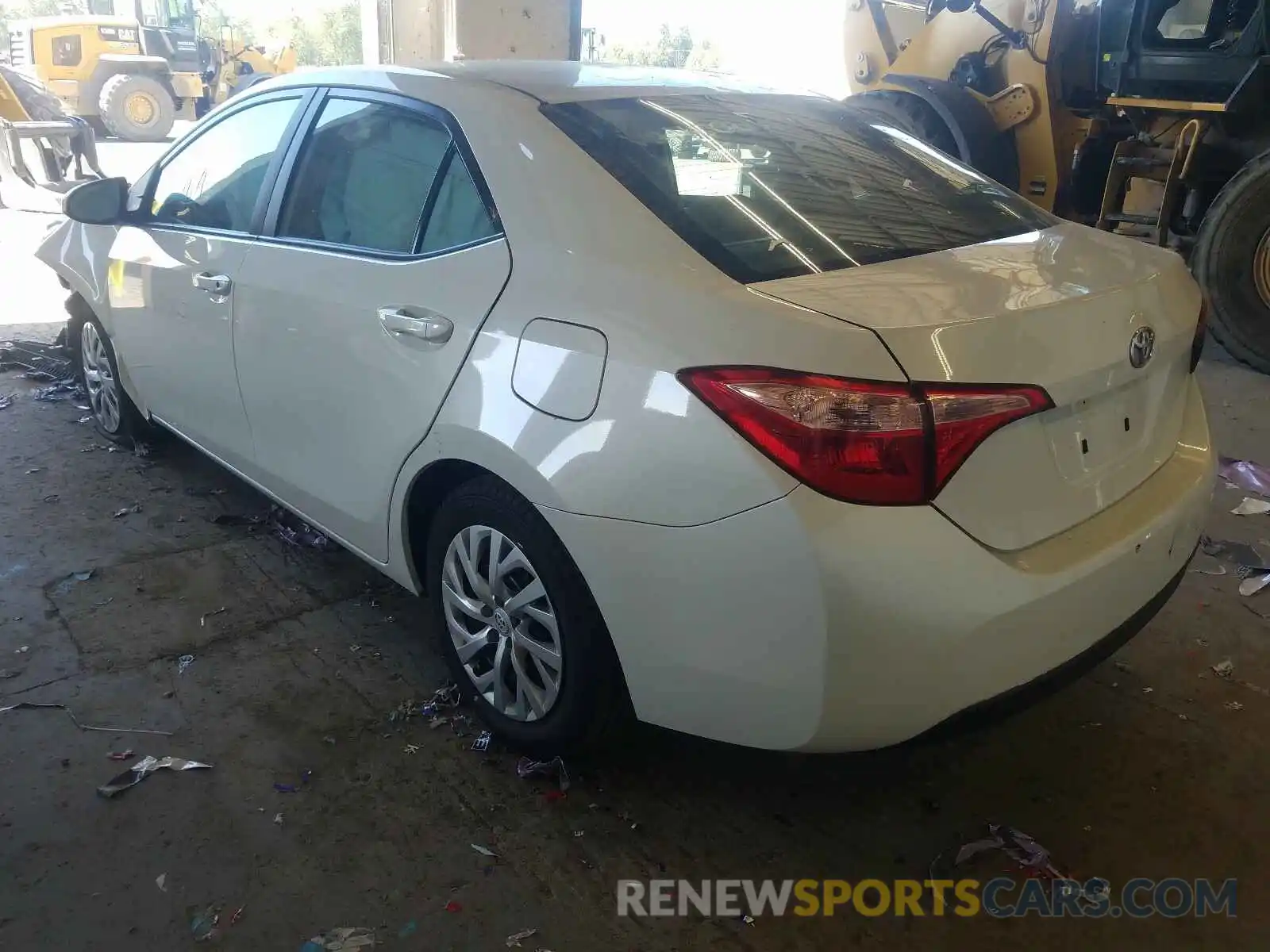 3 Photograph of a damaged car 5YFBURHE5KP869414 TOYOTA COROLLA 2019