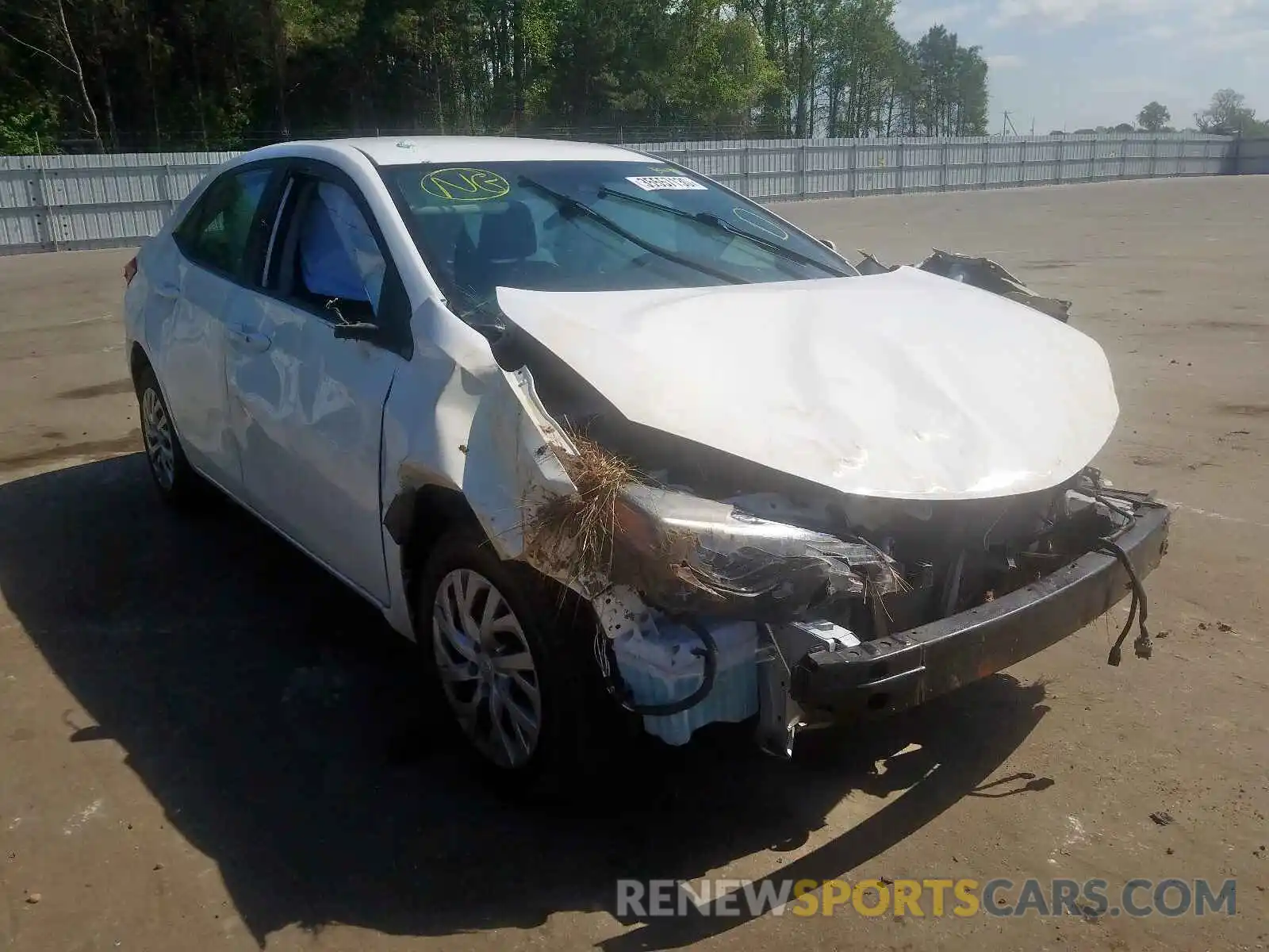 1 Photograph of a damaged car 5YFBURHE5KP870014 TOYOTA COROLLA 2019