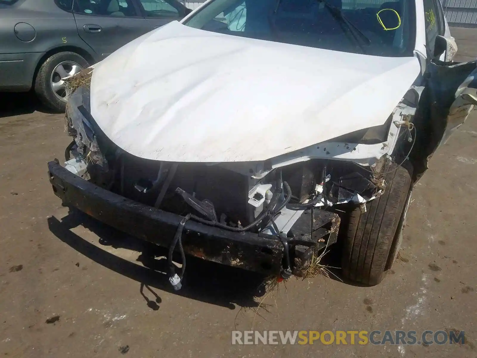 9 Photograph of a damaged car 5YFBURHE5KP870014 TOYOTA COROLLA 2019