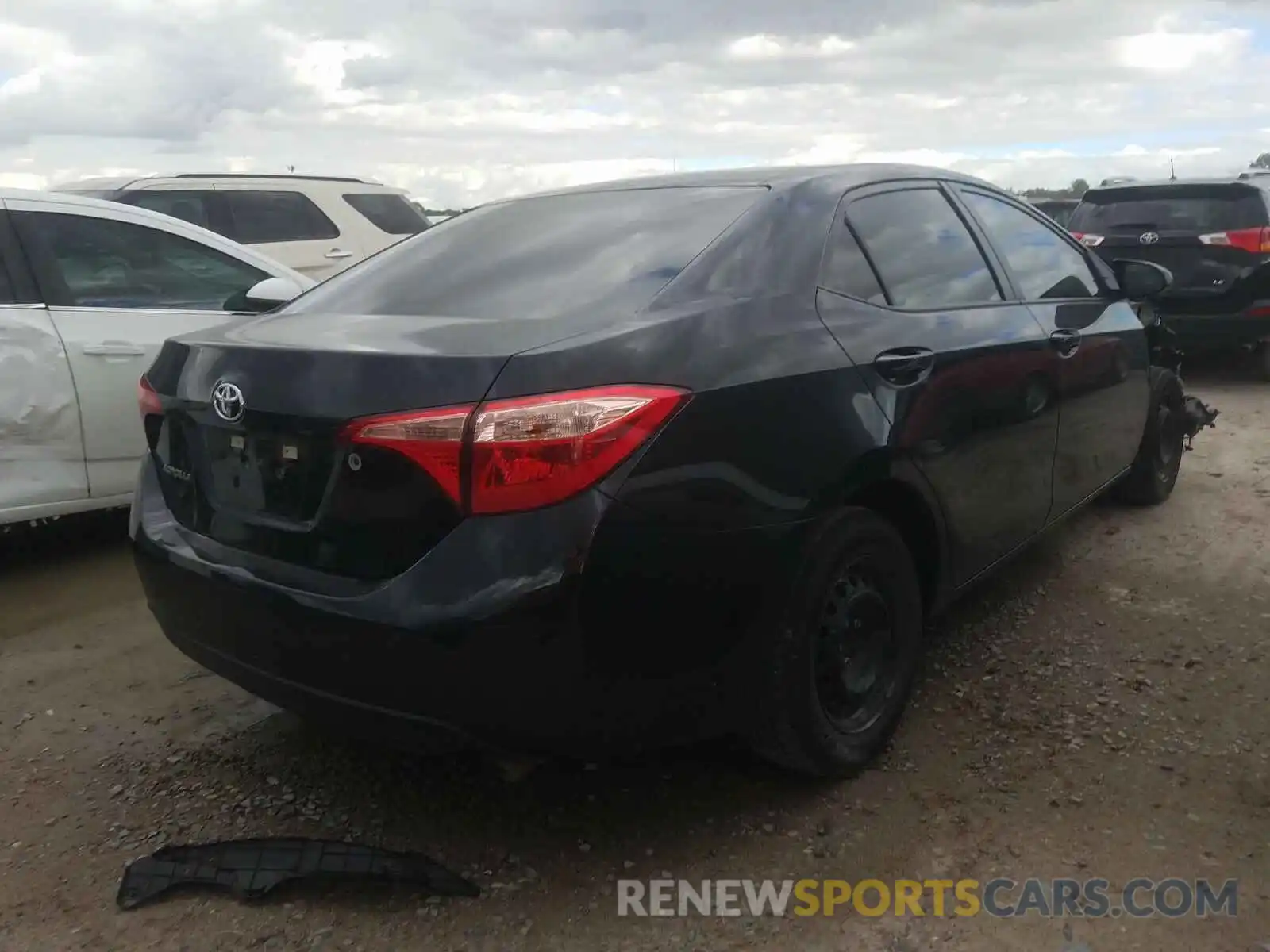 4 Photograph of a damaged car 5YFBURHE5KP870546 TOYOTA COROLLA 2019