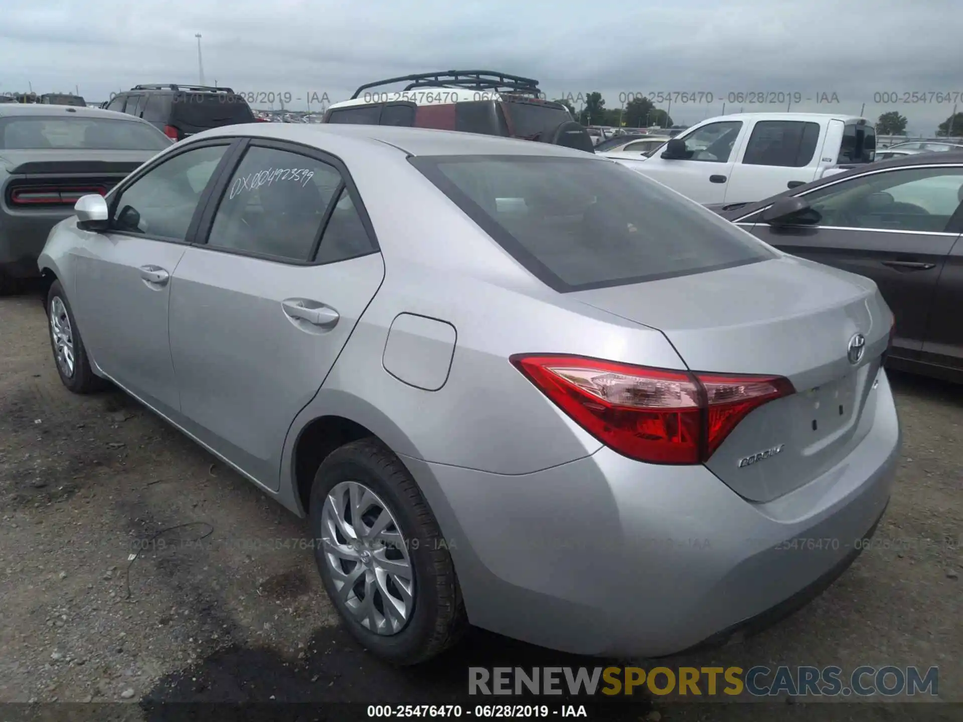 3 Photograph of a damaged car 5YFBURHE5KP873401 TOYOTA COROLLA 2019