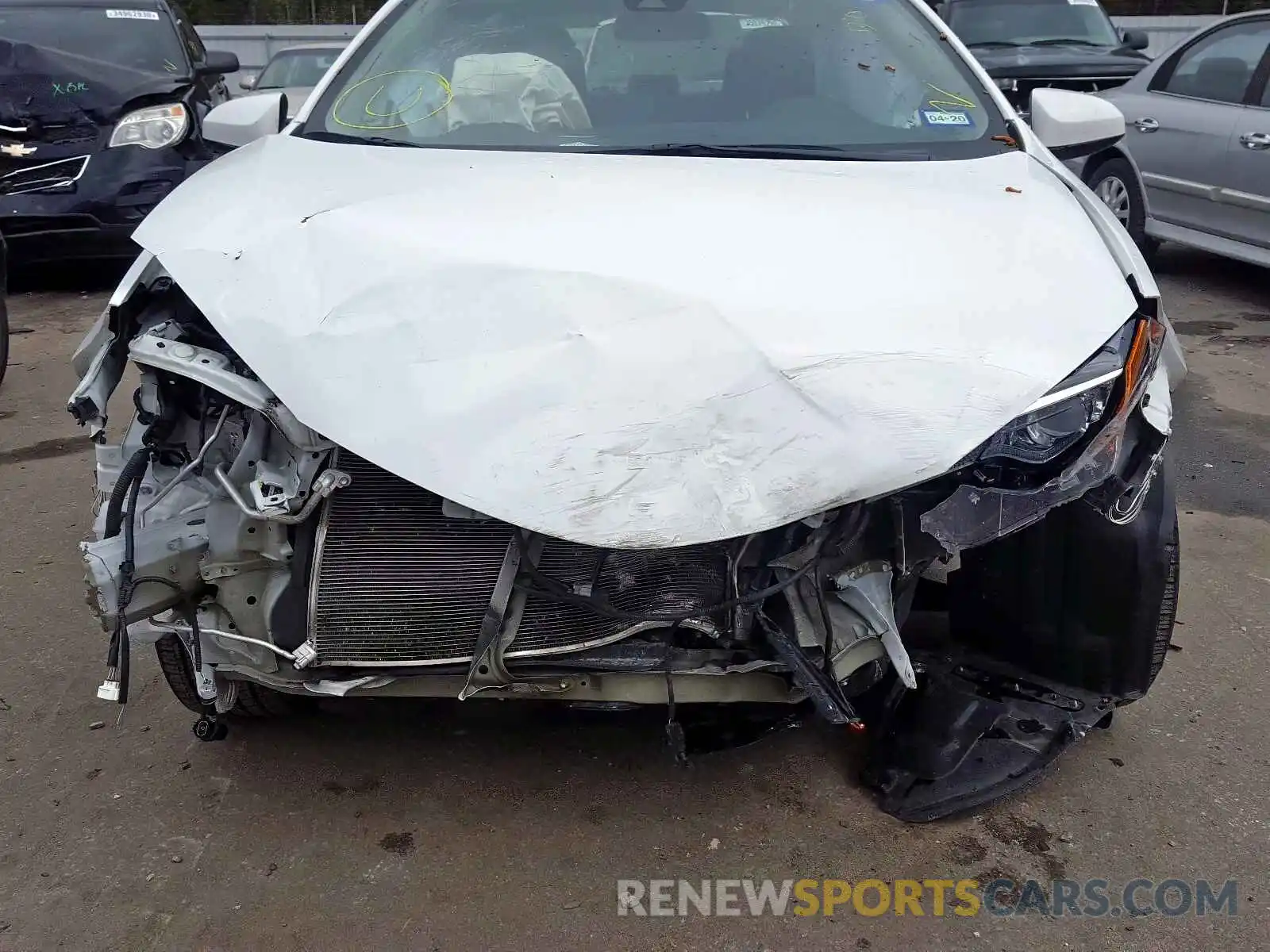 9 Photograph of a damaged car 5YFBURHE5KP873575 TOYOTA COROLLA 2019