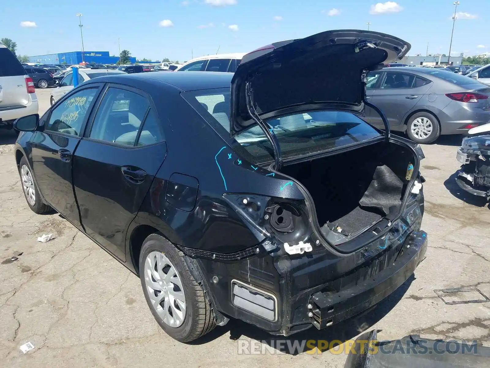 3 Фотография поврежденного автомобиля 5YFBURHE5KP874922 TOYOTA COROLLA 2019