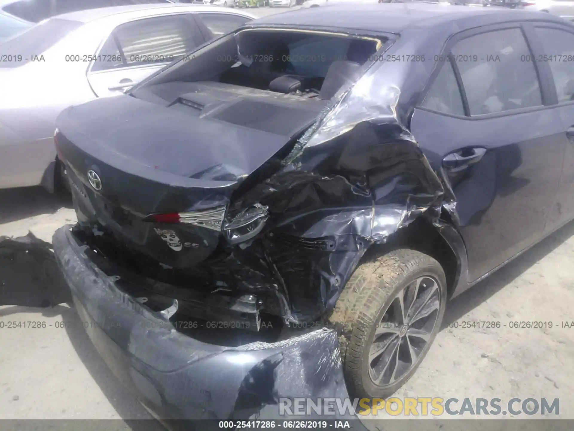 6 Photograph of a damaged car 5YFBURHE5KP875469 TOYOTA COROLLA 2019