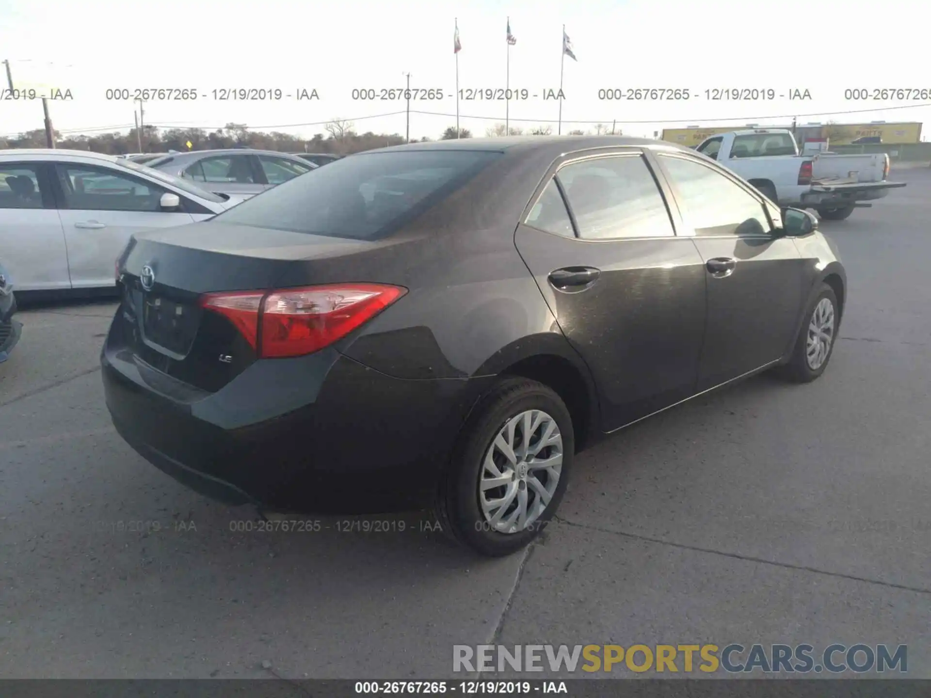 4 Photograph of a damaged car 5YFBURHE5KP875486 TOYOTA COROLLA 2019