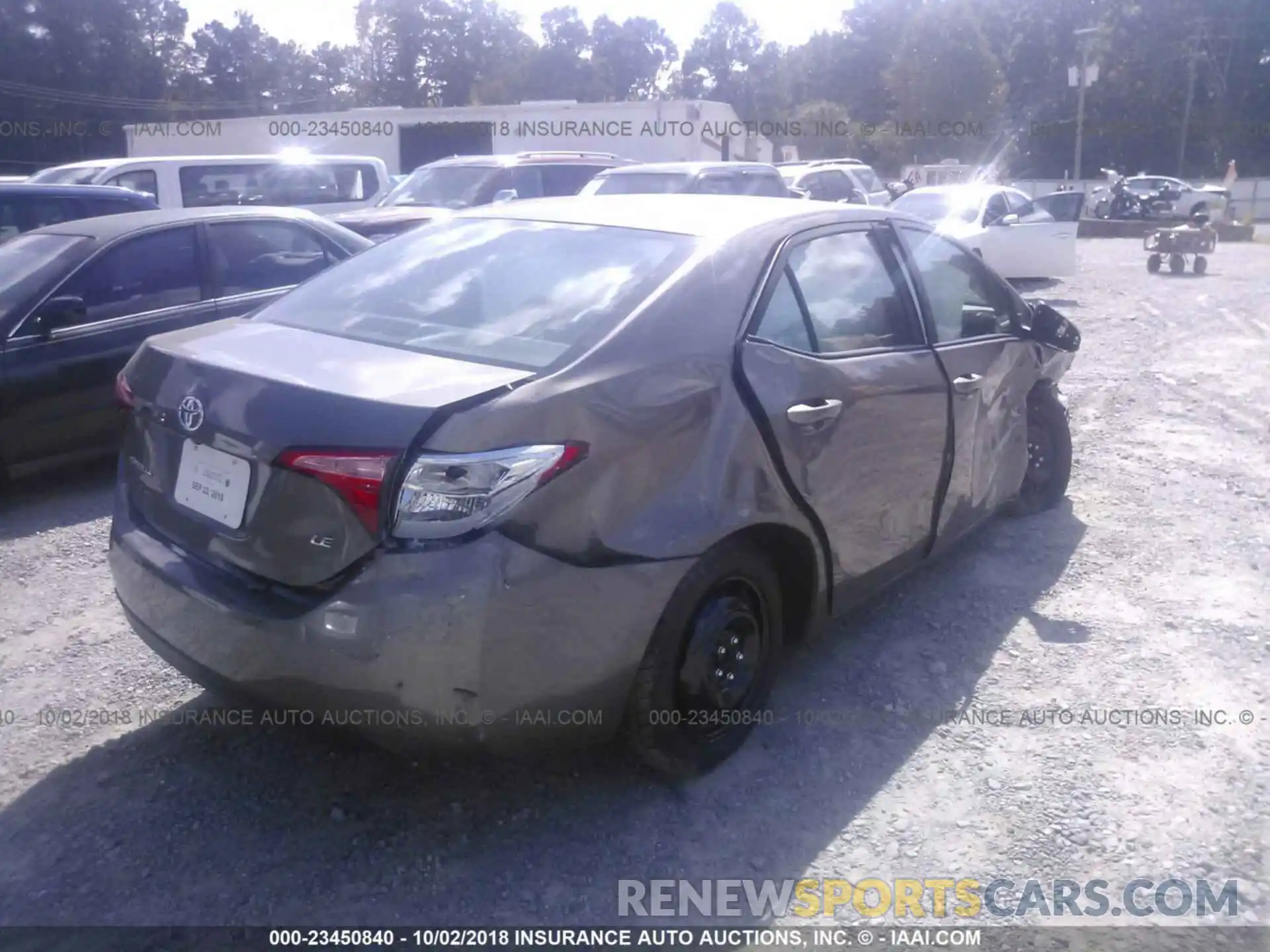 4 Photograph of a damaged car 5YFBURHE5KP875603 Toyota Corolla 2019