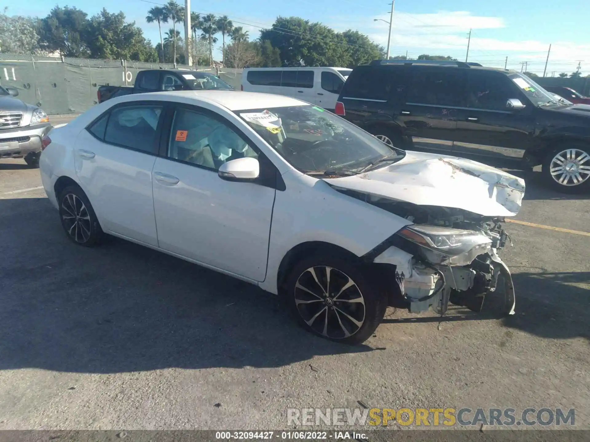 1 Photograph of a damaged car 5YFBURHE5KP875651 TOYOTA COROLLA 2019