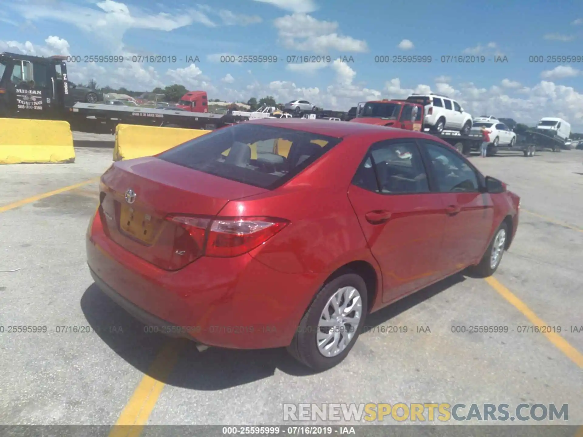 4 Photograph of a damaged car 5YFBURHE5KP875908 TOYOTA COROLLA 2019