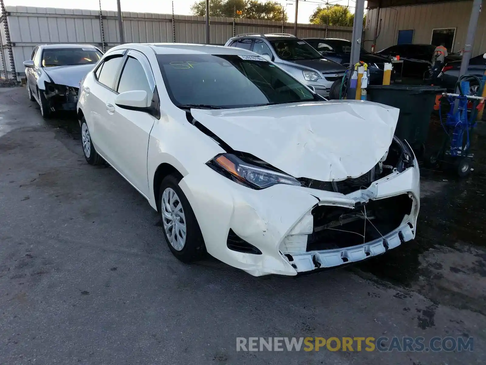 1 Photograph of a damaged car 5YFBURHE5KP876279 TOYOTA COROLLA 2019