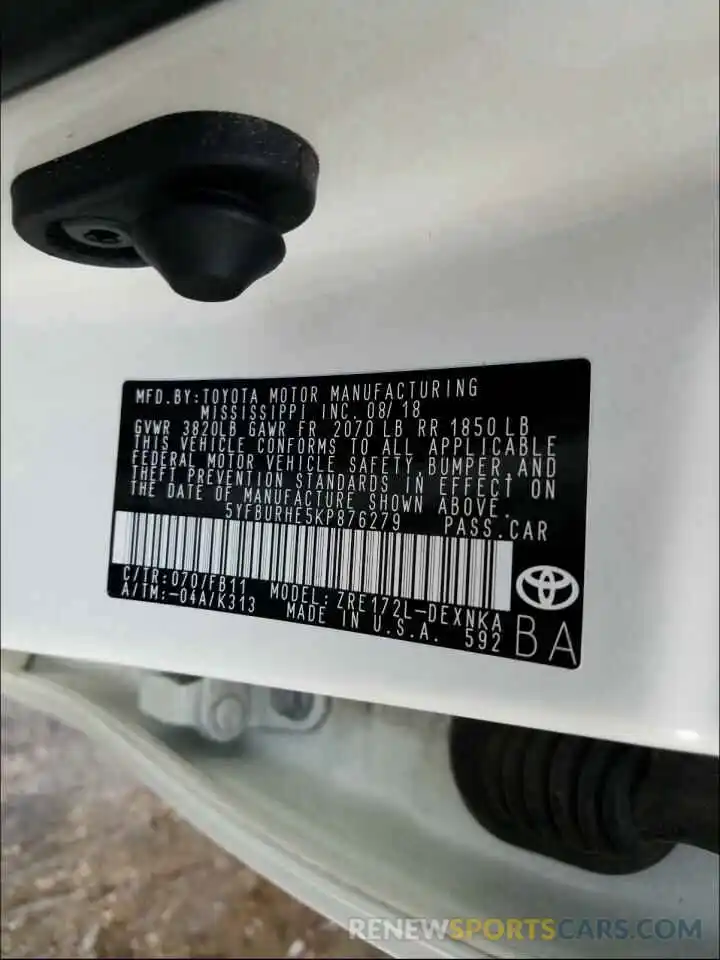 10 Photograph of a damaged car 5YFBURHE5KP876279 TOYOTA COROLLA 2019