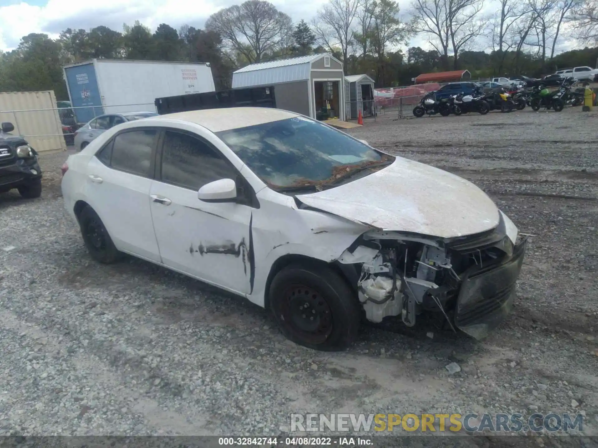 1 Photograph of a damaged car 5YFBURHE5KP876315 TOYOTA COROLLA 2019