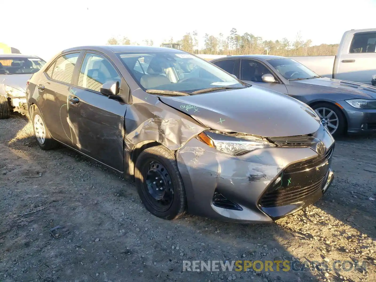 1 Photograph of a damaged car 5YFBURHE5KP877092 TOYOTA COROLLA 2019