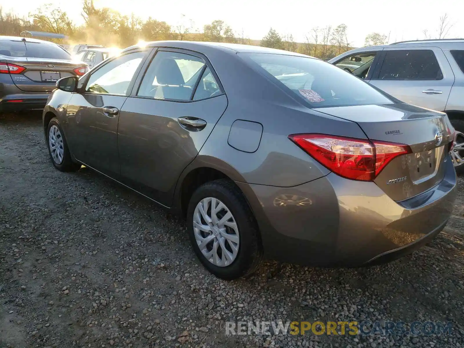 3 Photograph of a damaged car 5YFBURHE5KP877092 TOYOTA COROLLA 2019