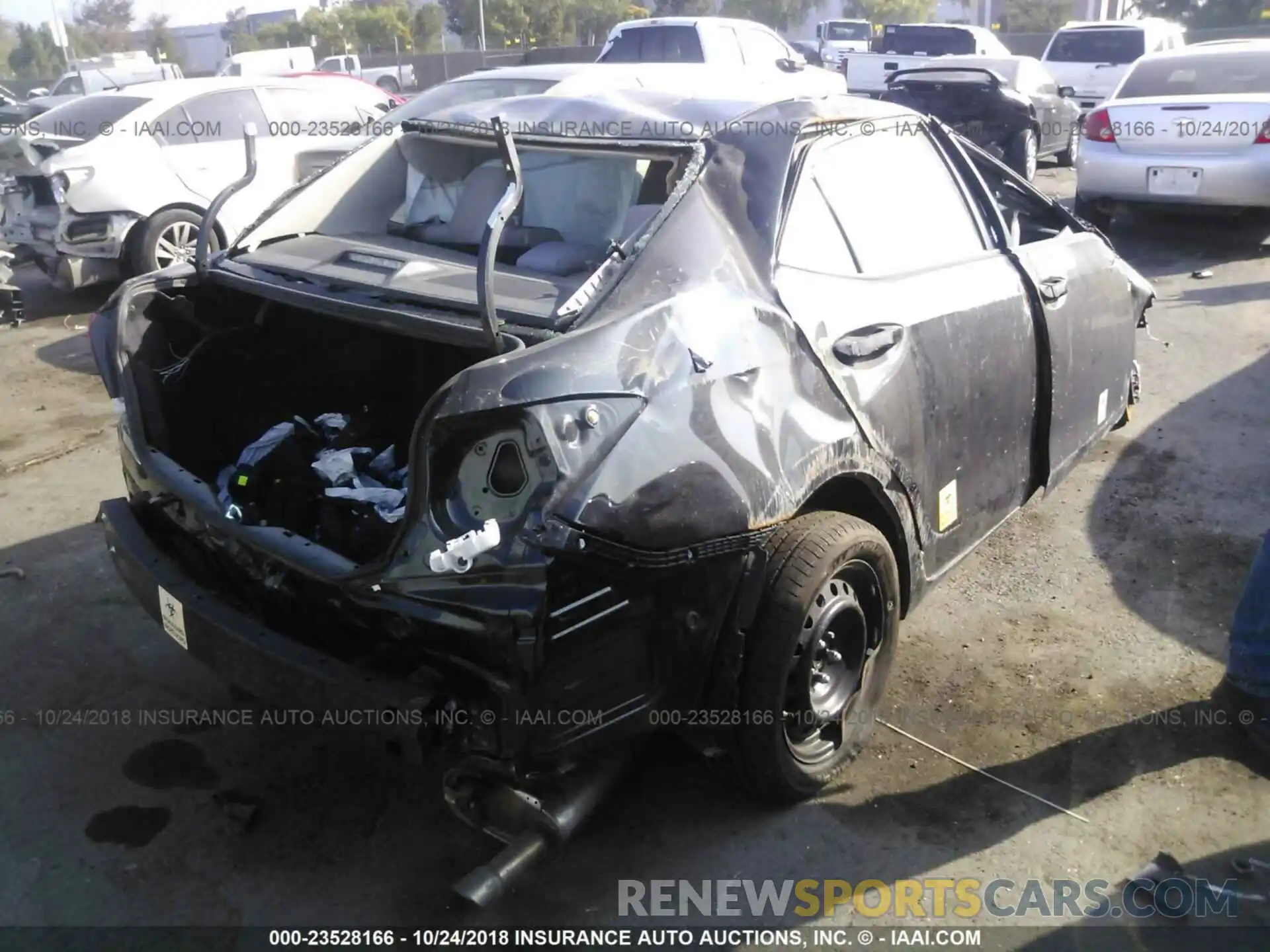 4 Photograph of a damaged car 5YFBURHE5KP877156 TOYOTA COROLLA 2019