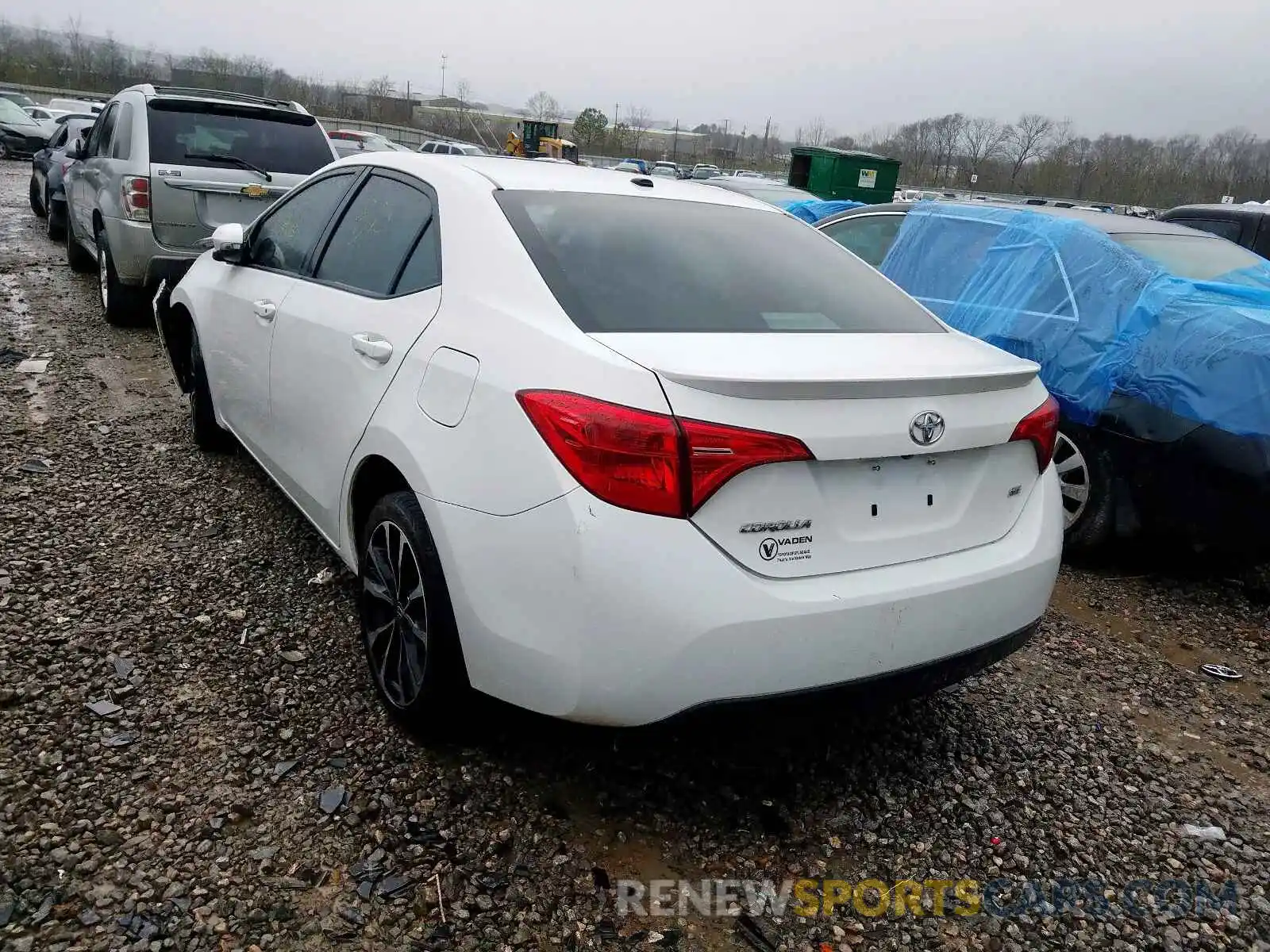 3 Photograph of a damaged car 5YFBURHE5KP878324 TOYOTA COROLLA 2019