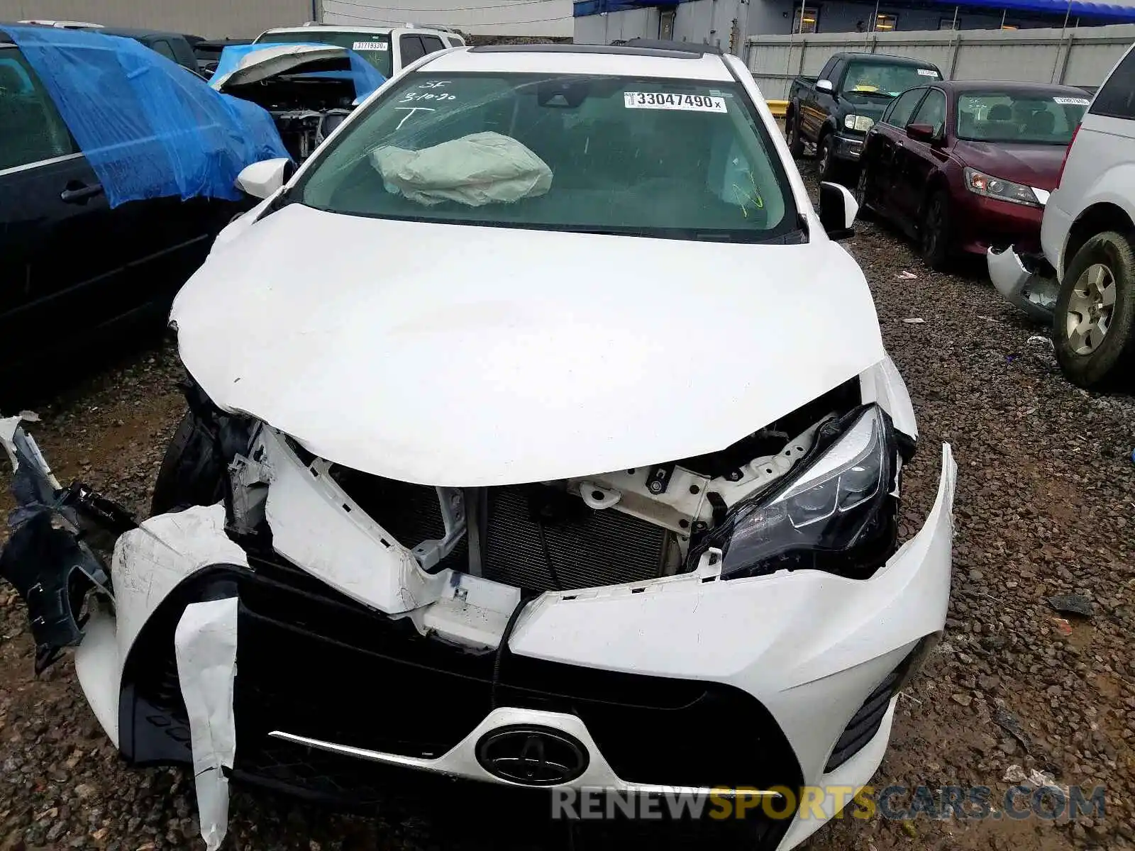 7 Photograph of a damaged car 5YFBURHE5KP878324 TOYOTA COROLLA 2019