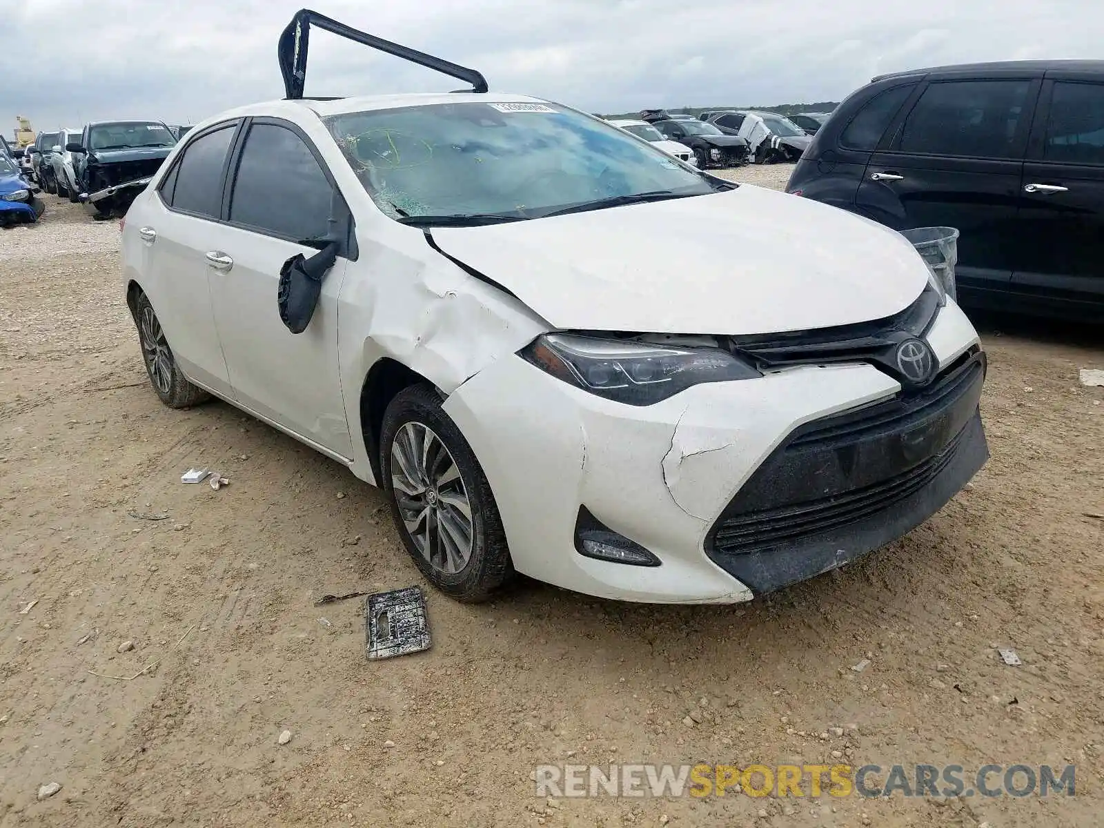 1 Photograph of a damaged car 5YFBURHE5KP878386 TOYOTA COROLLA 2019