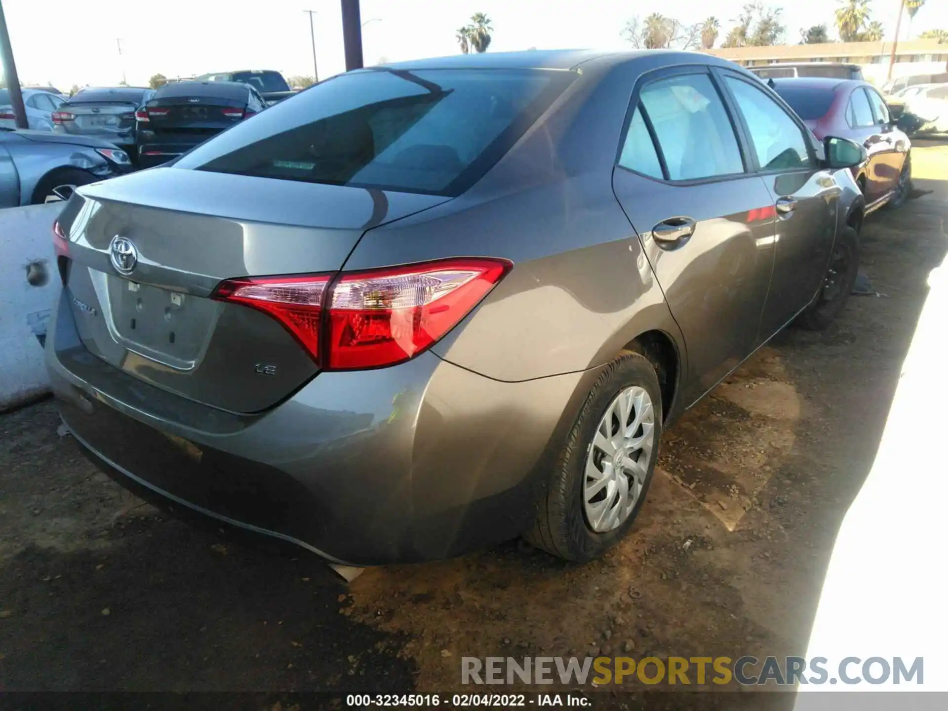 4 Photograph of a damaged car 5YFBURHE5KP878663 TOYOTA COROLLA 2019