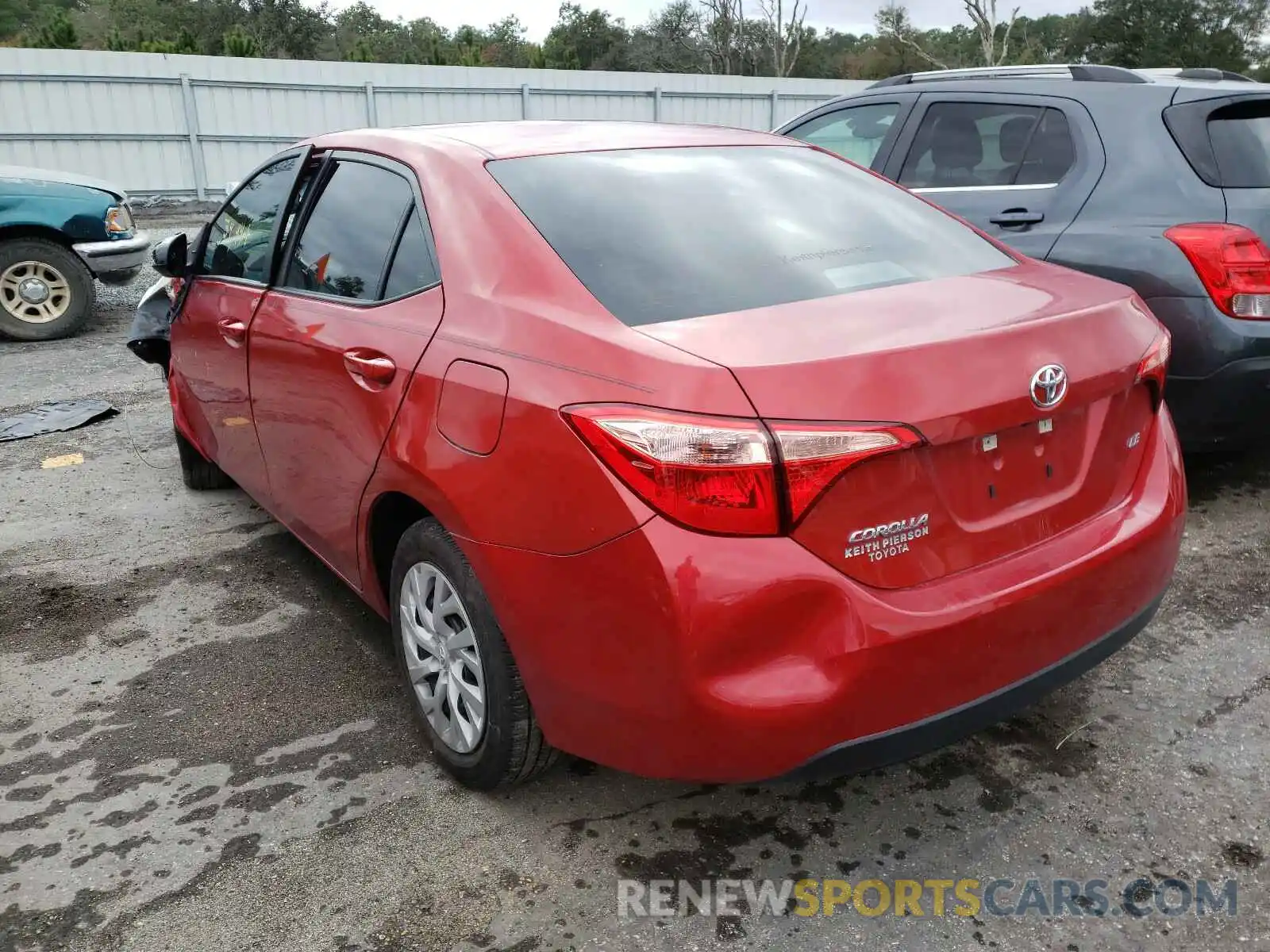 3 Photograph of a damaged car 5YFBURHE5KP878727 TOYOTA COROLLA 2019