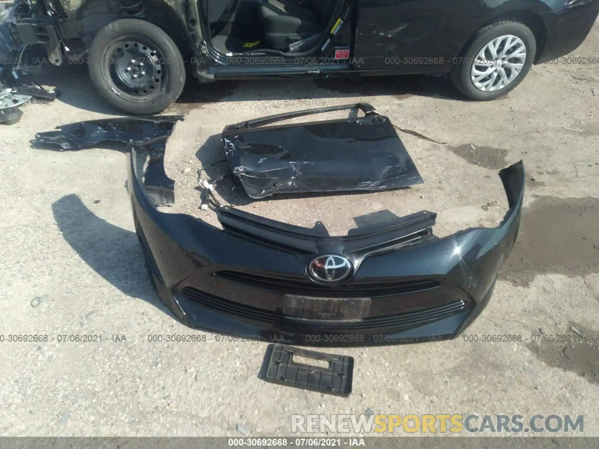 12 Photograph of a damaged car 5YFBURHE5KP878761 TOYOTA COROLLA 2019