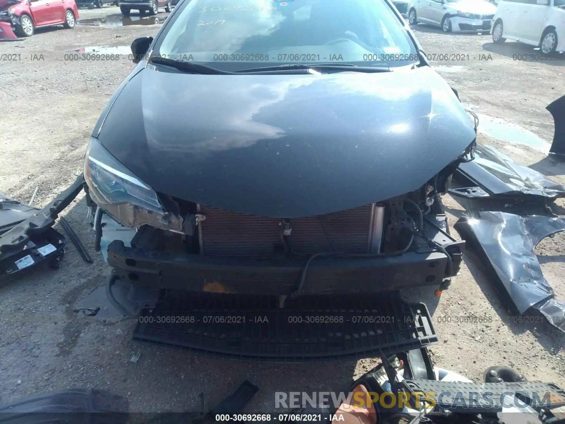 6 Photograph of a damaged car 5YFBURHE5KP878761 TOYOTA COROLLA 2019