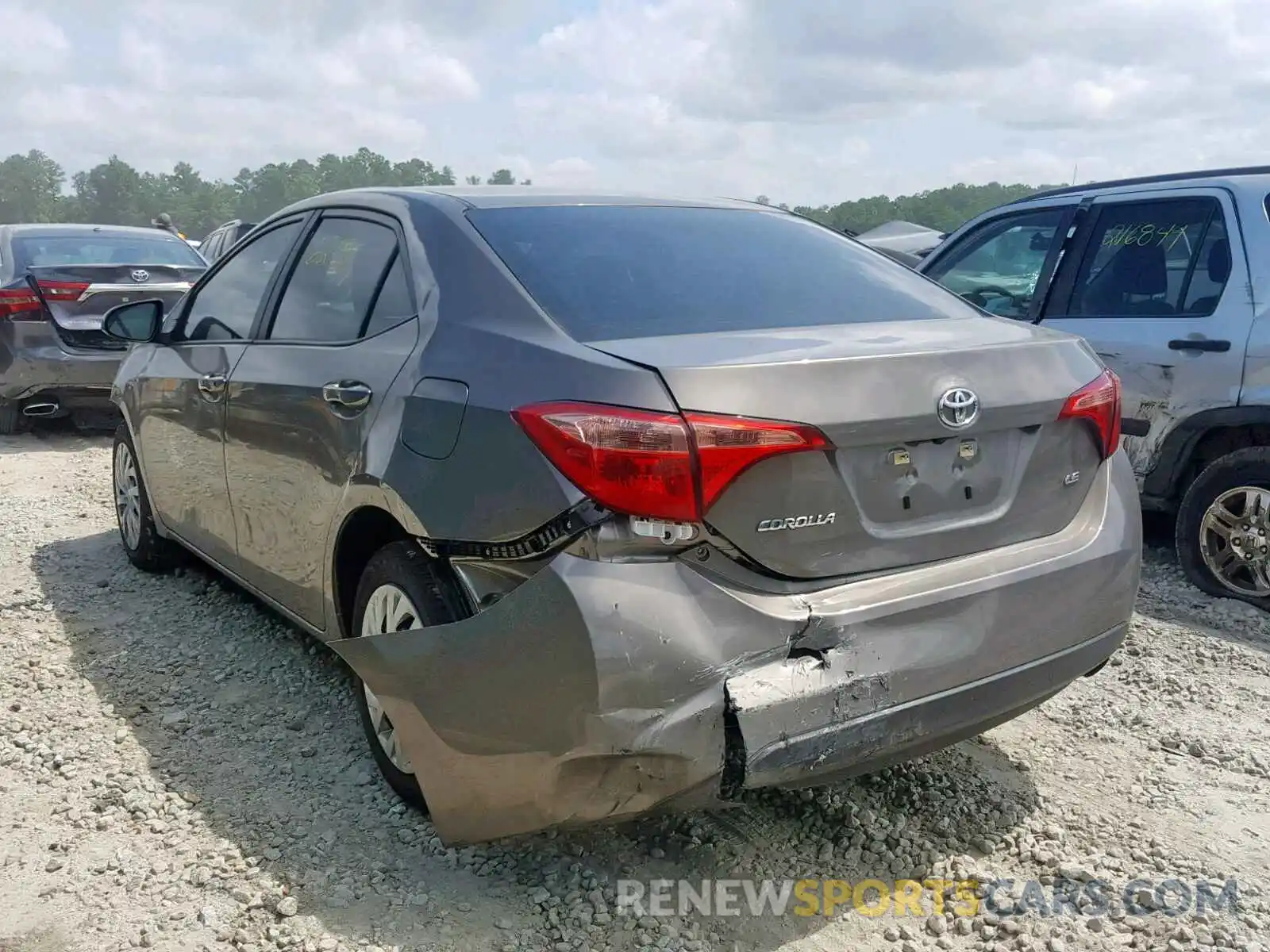 3 Photograph of a damaged car 5YFBURHE5KP878811 TOYOTA COROLLA 2019