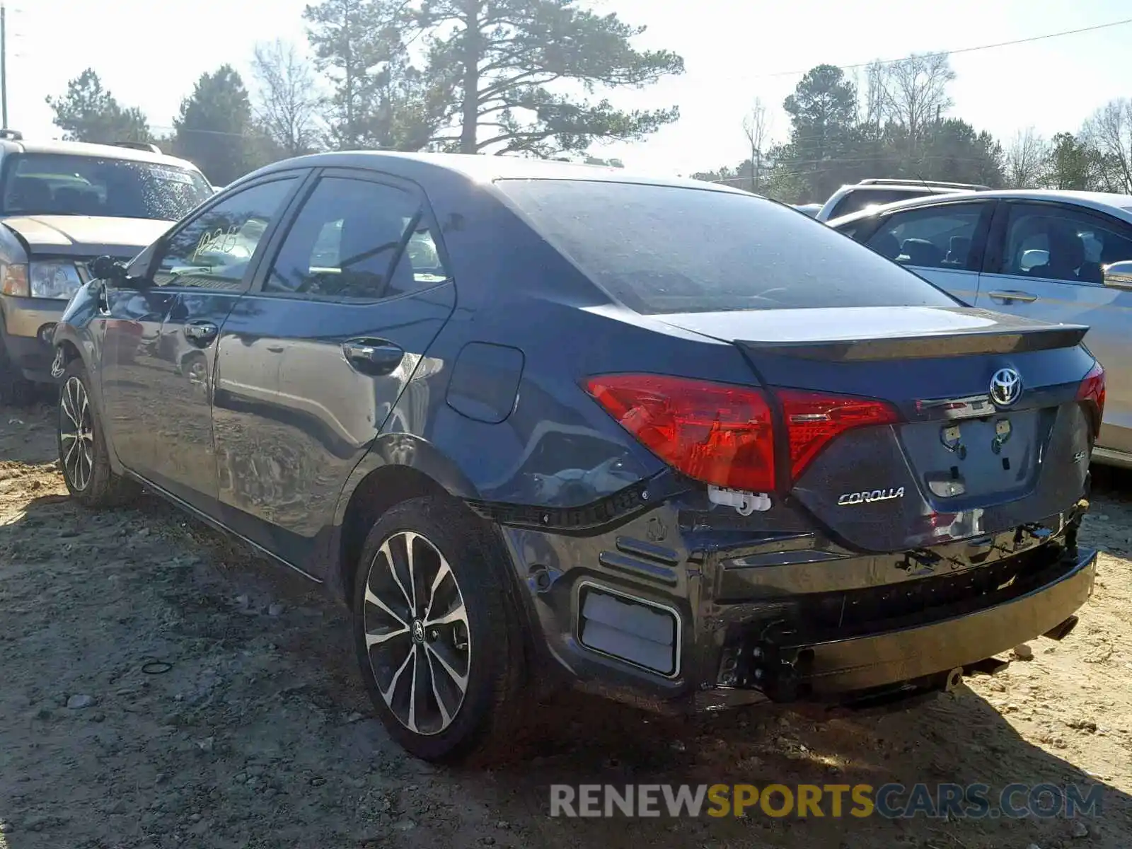 3 Photograph of a damaged car 5YFBURHE5KP879585 TOYOTA COROLLA 2019