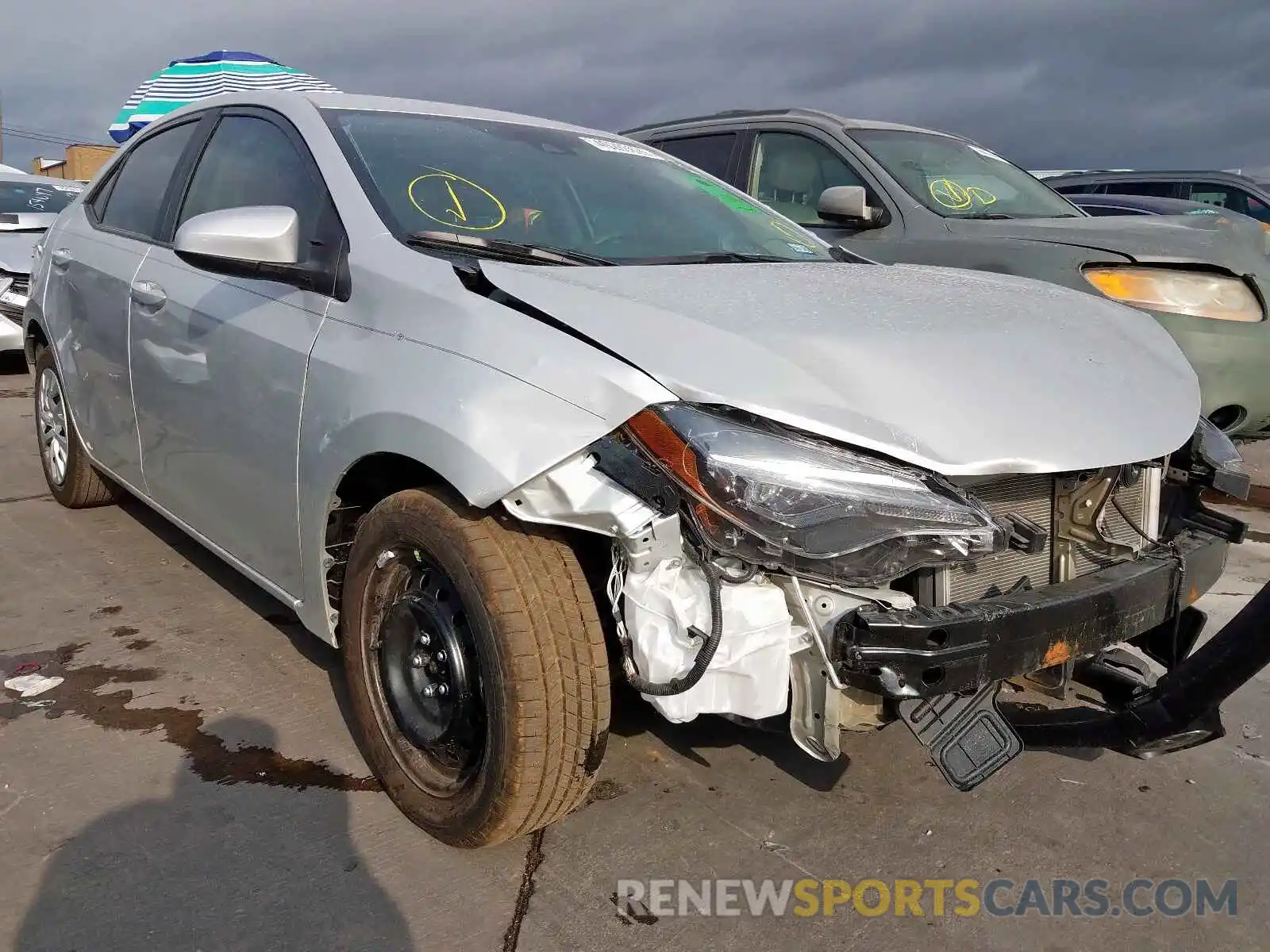 1 Photograph of a damaged car 5YFBURHE5KP880185 TOYOTA COROLLA 2019