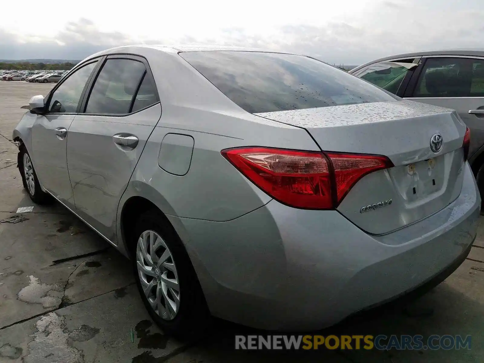 3 Photograph of a damaged car 5YFBURHE5KP880185 TOYOTA COROLLA 2019