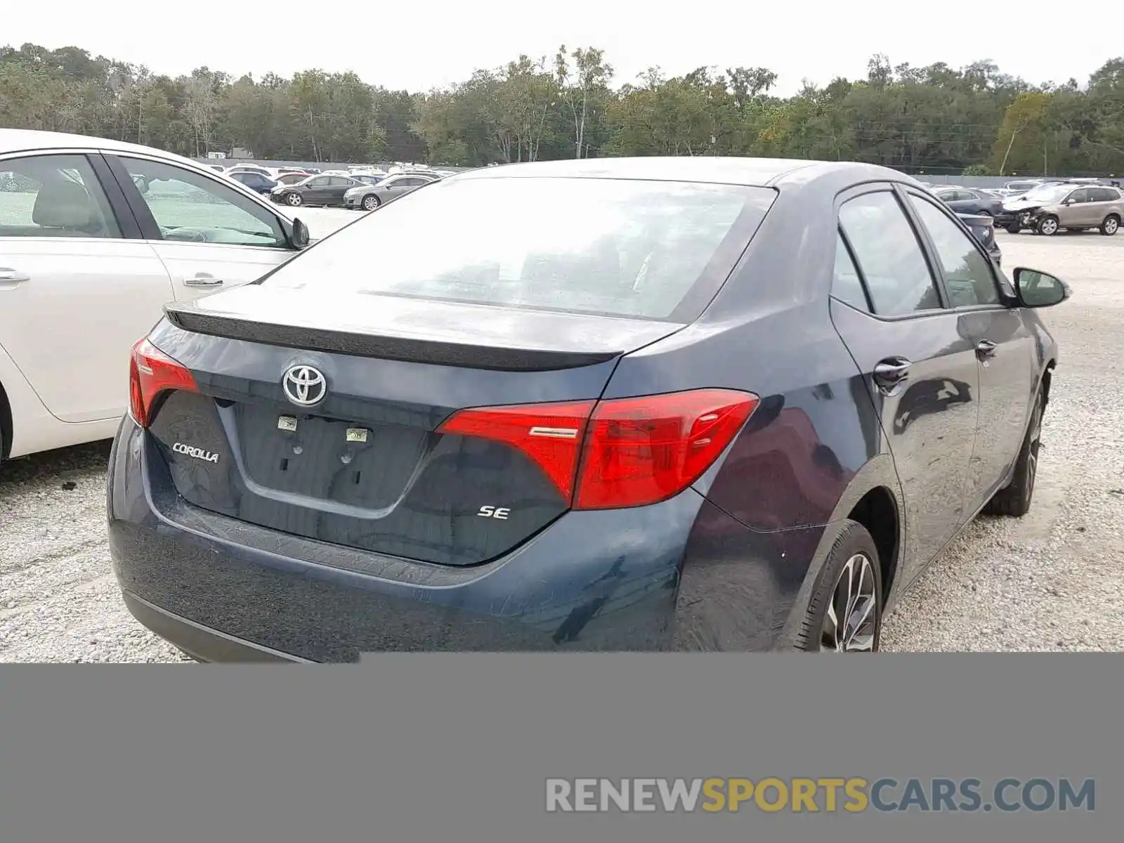 4 Photograph of a damaged car 5YFBURHE5KP882163 TOYOTA COROLLA 2019