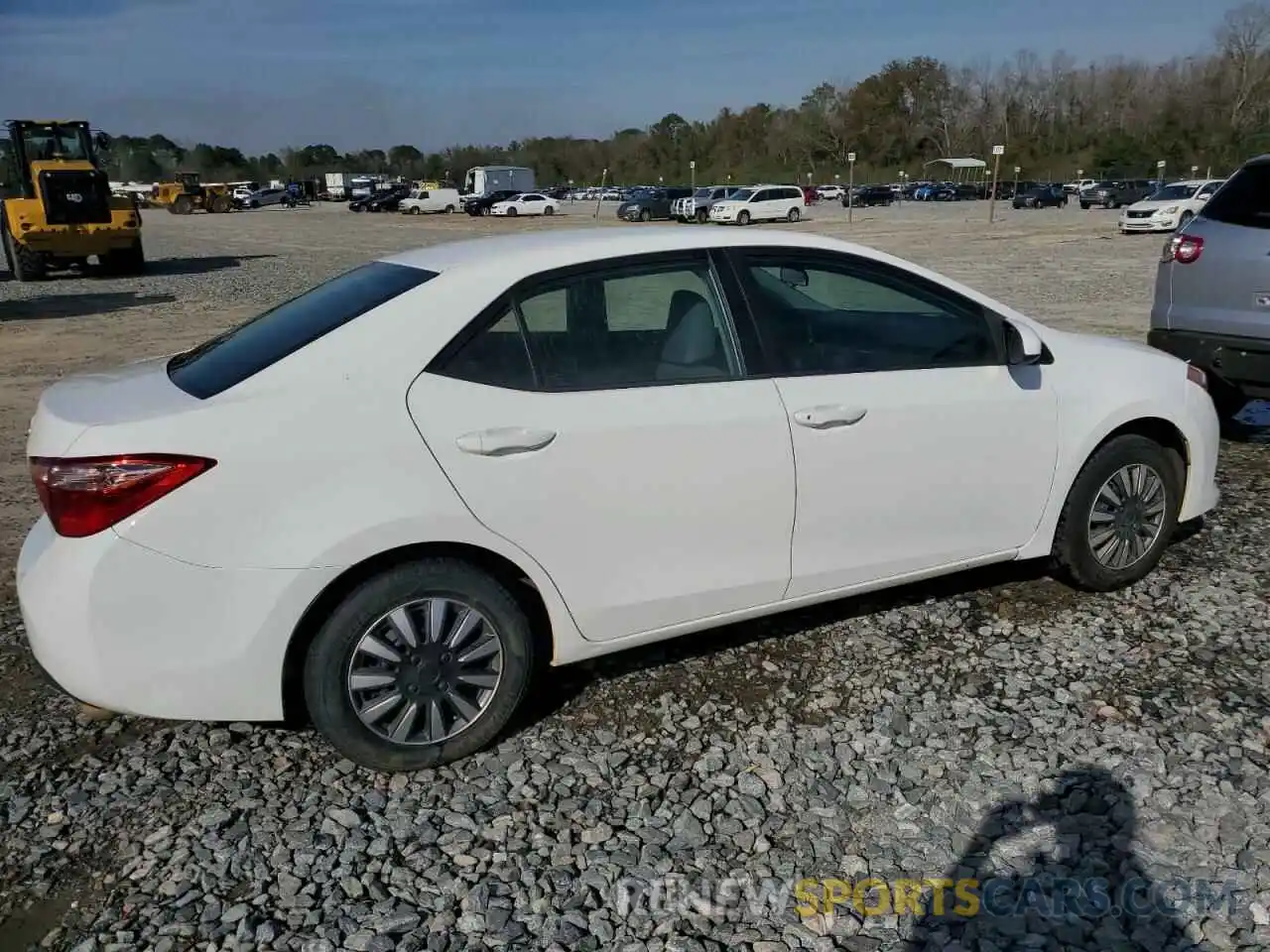 3 Photograph of a damaged car 5YFBURHE5KP882941 TOYOTA COROLLA 2019