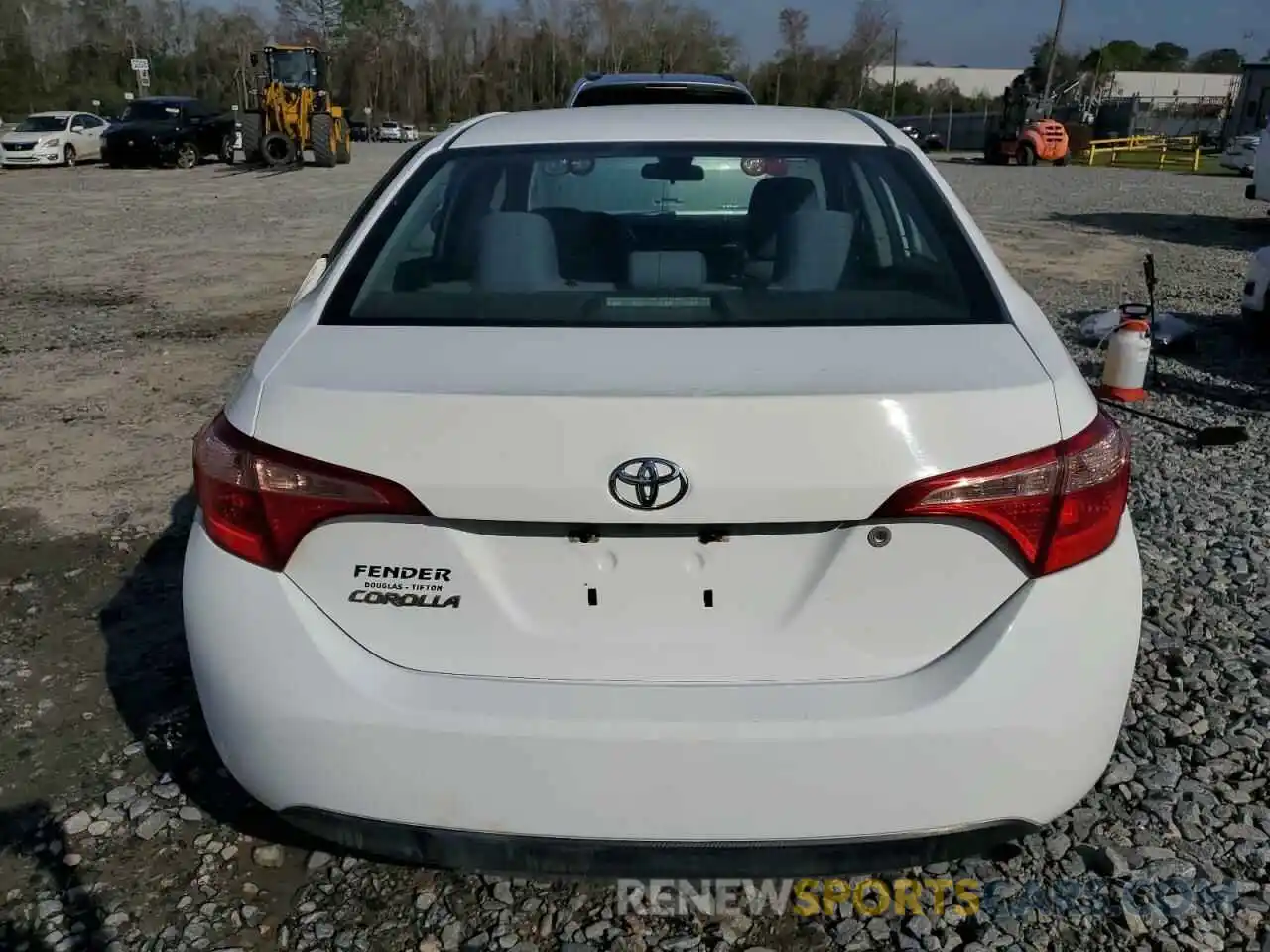 6 Photograph of a damaged car 5YFBURHE5KP882941 TOYOTA COROLLA 2019