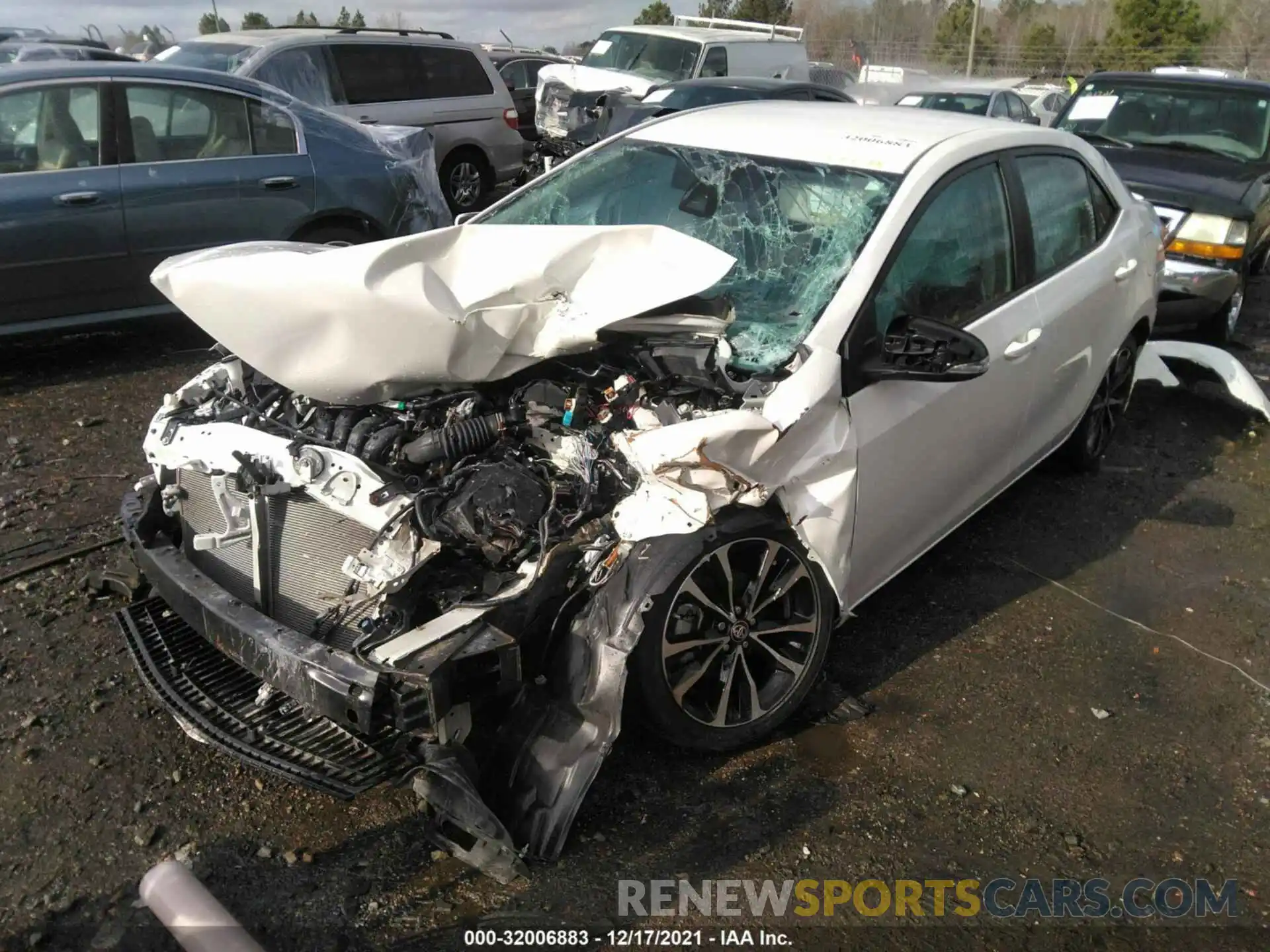 2 Photograph of a damaged car 5YFBURHE5KP883846 TOYOTA COROLLA 2019