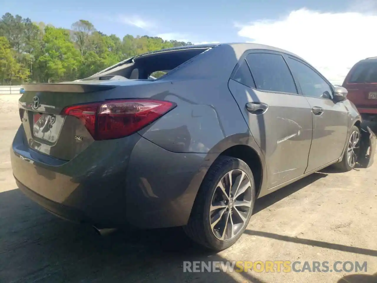 4 Photograph of a damaged car 5YFBURHE5KP883927 TOYOTA COROLLA 2019